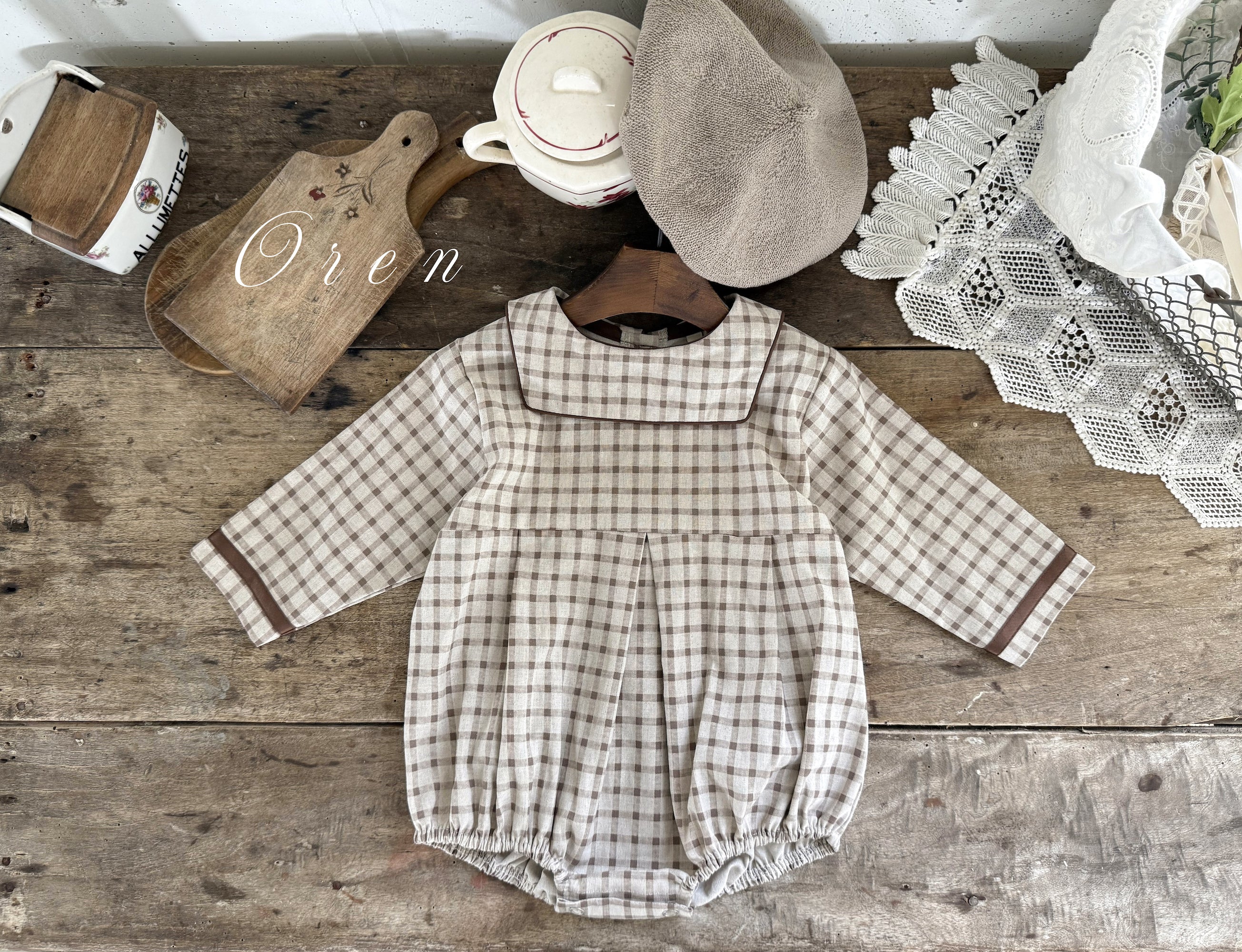 ［OREN］Brunette check rompers