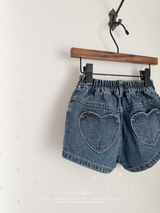 Heart pocket short pants