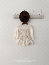 Soft mellow neck tee