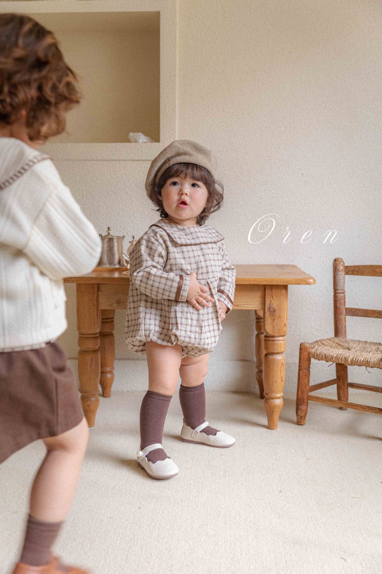 ［OREN］Brunette check rompers