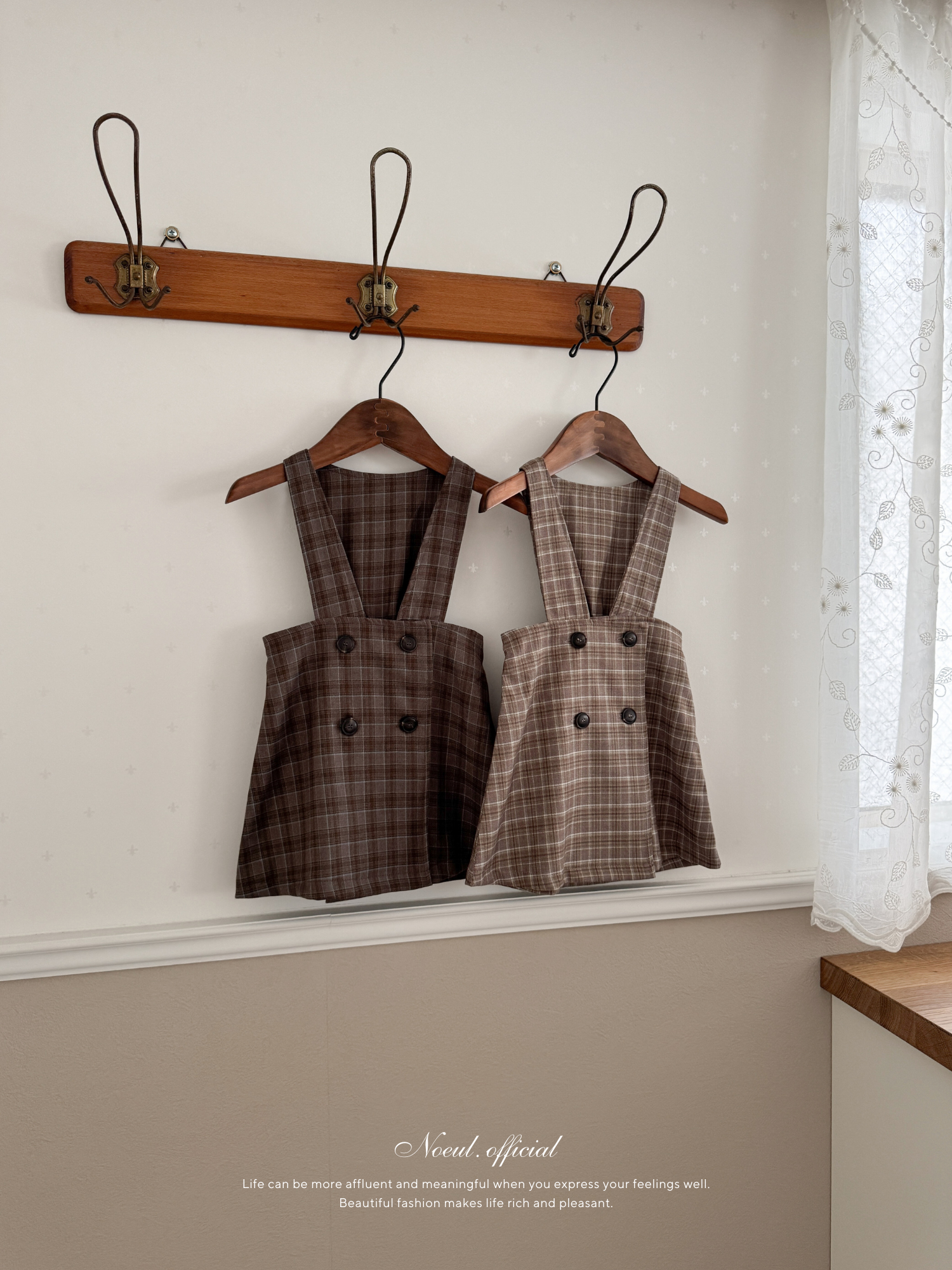 Rommy check one-piece