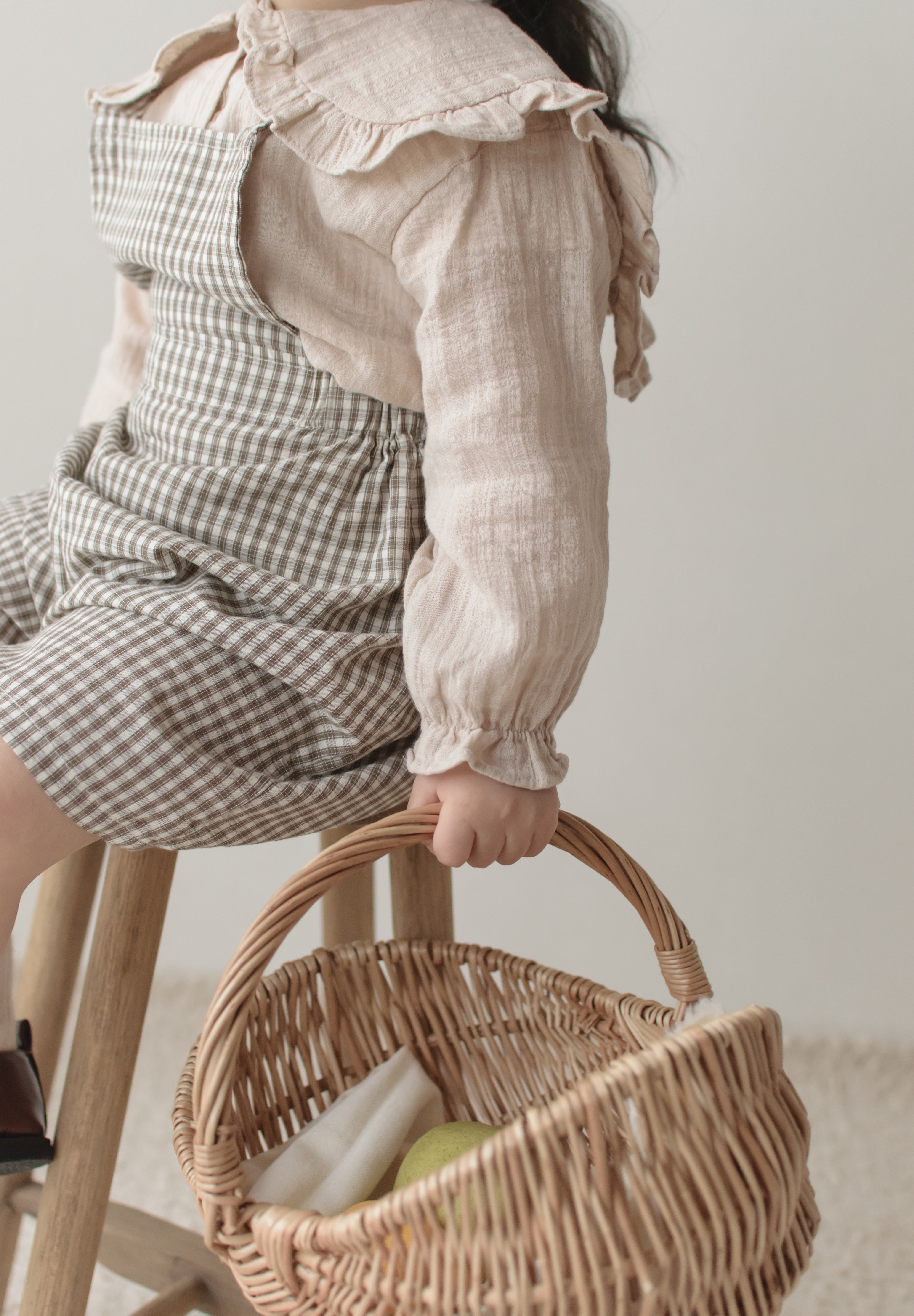 Mini check suspender pants