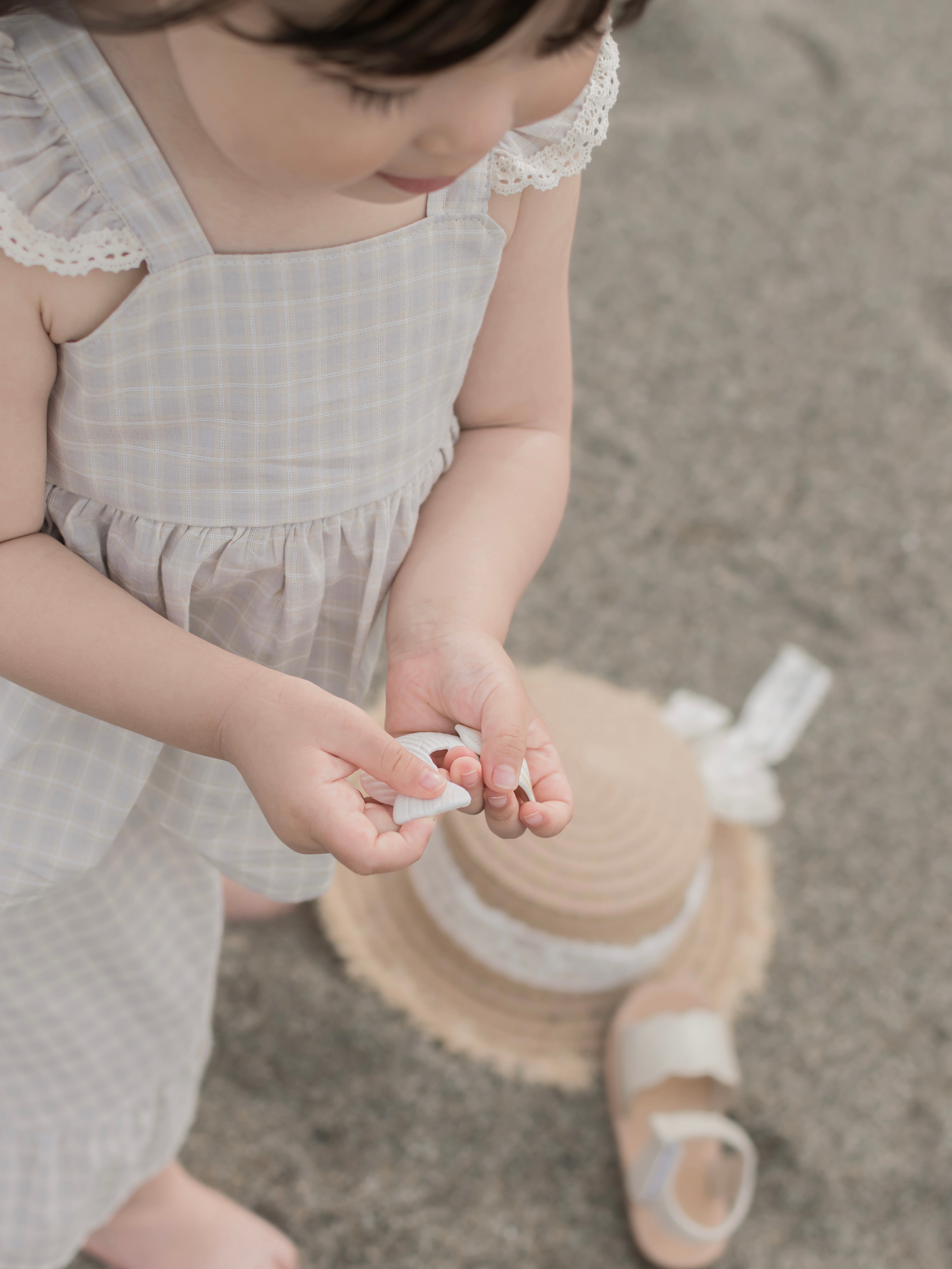 Seashell frill blouse