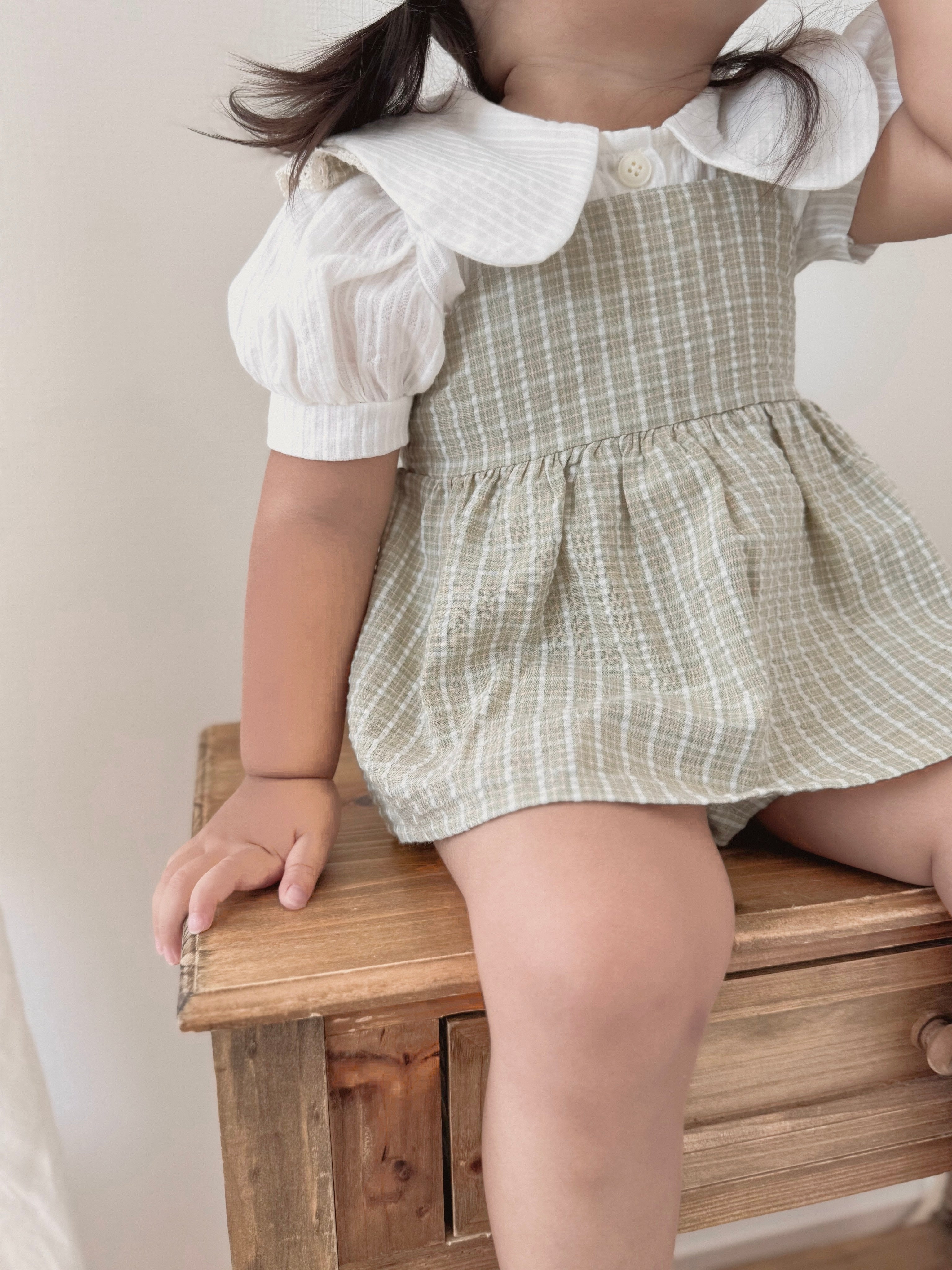 Poirette collar blouse