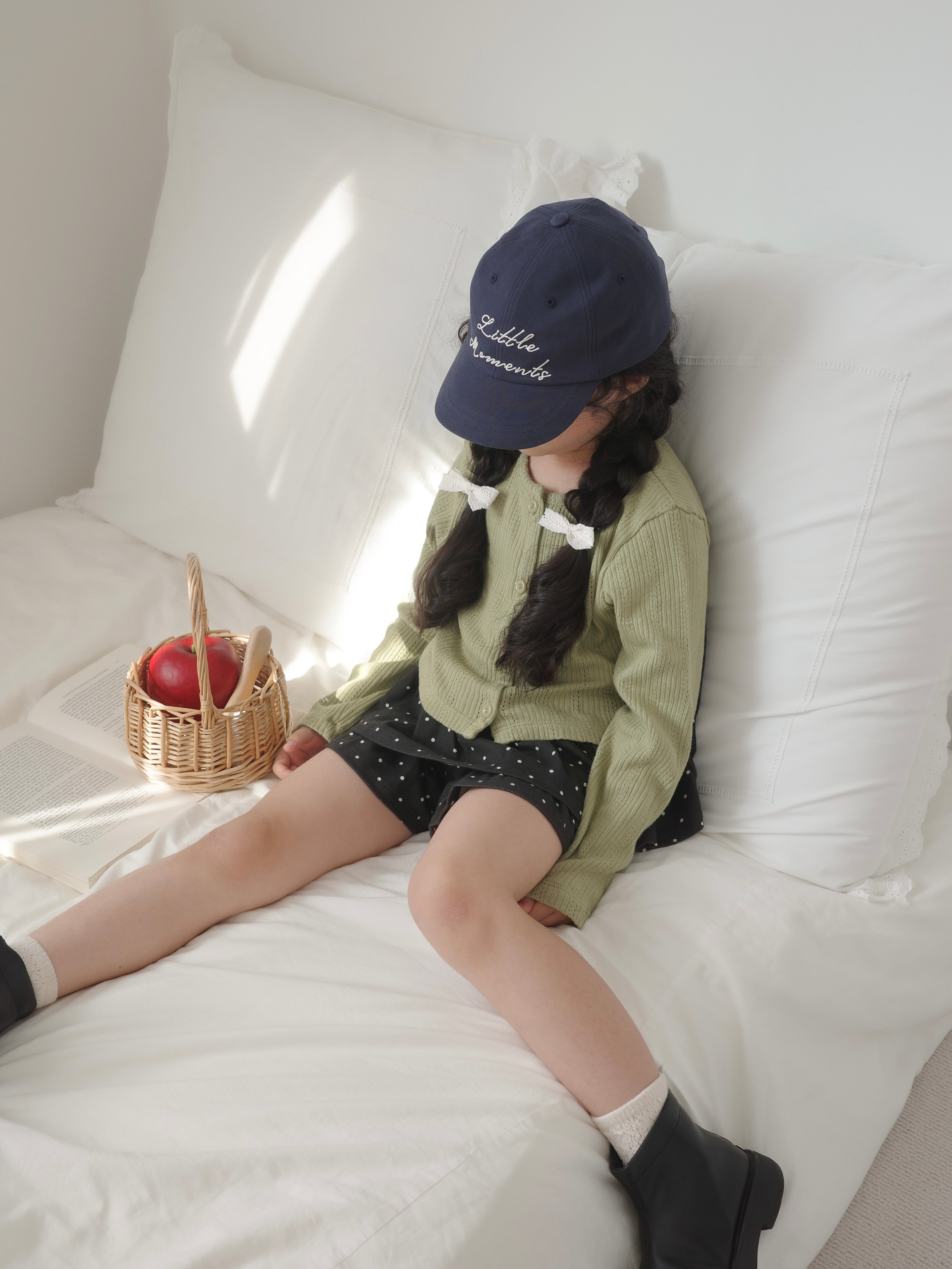 Little moment cap