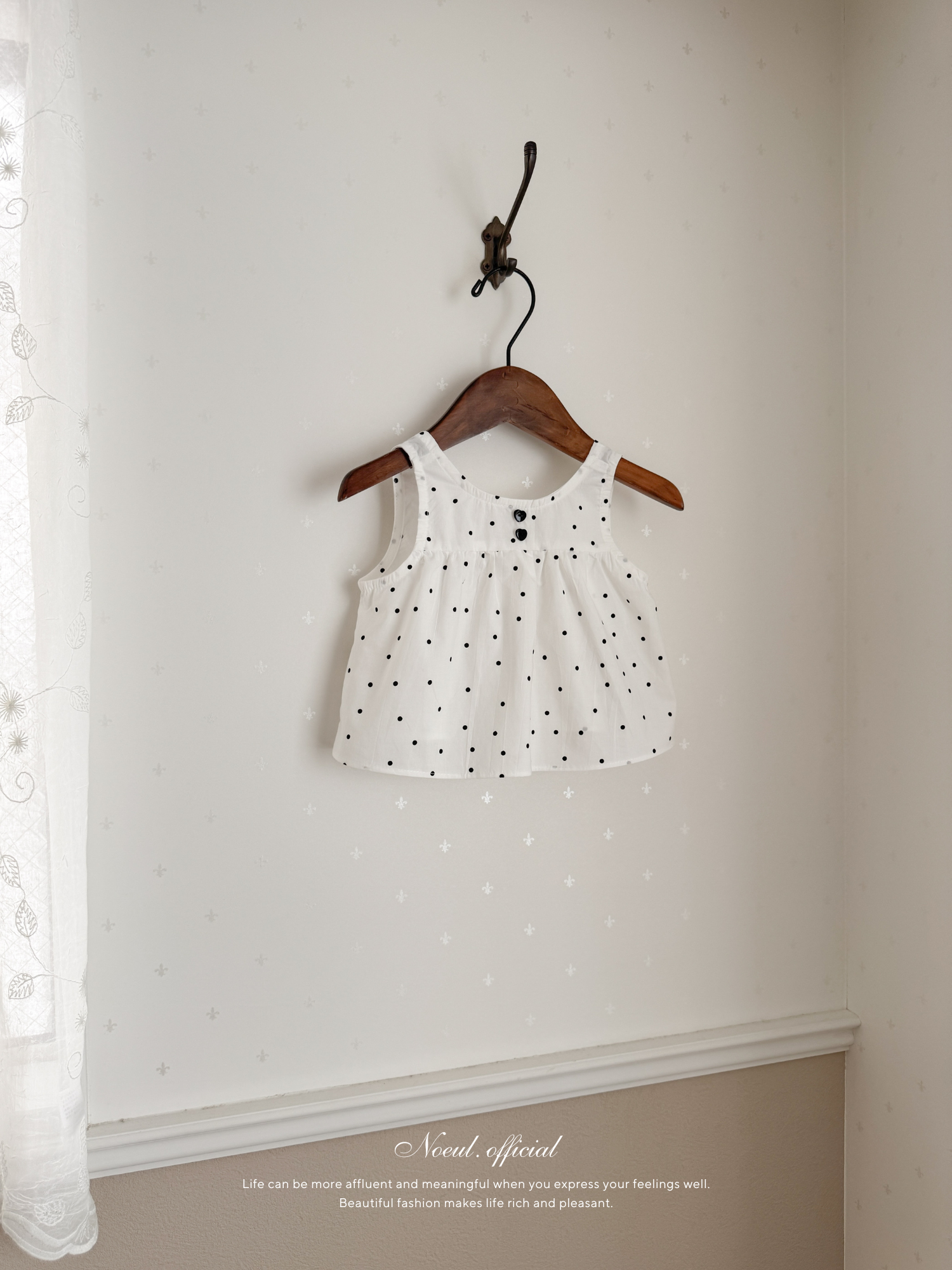 Bubble sleeveless blouse (baby)