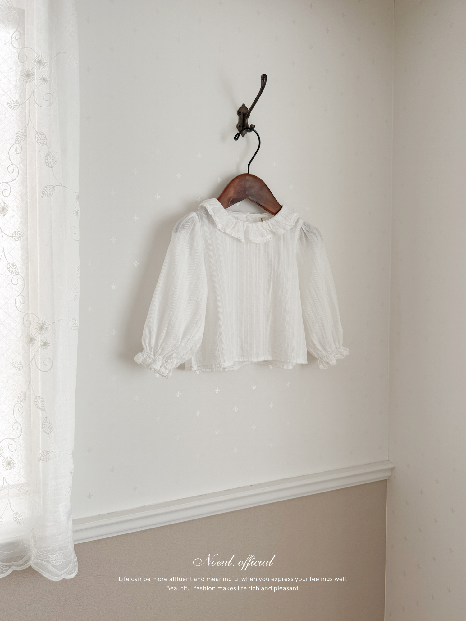 Lace frill blouse