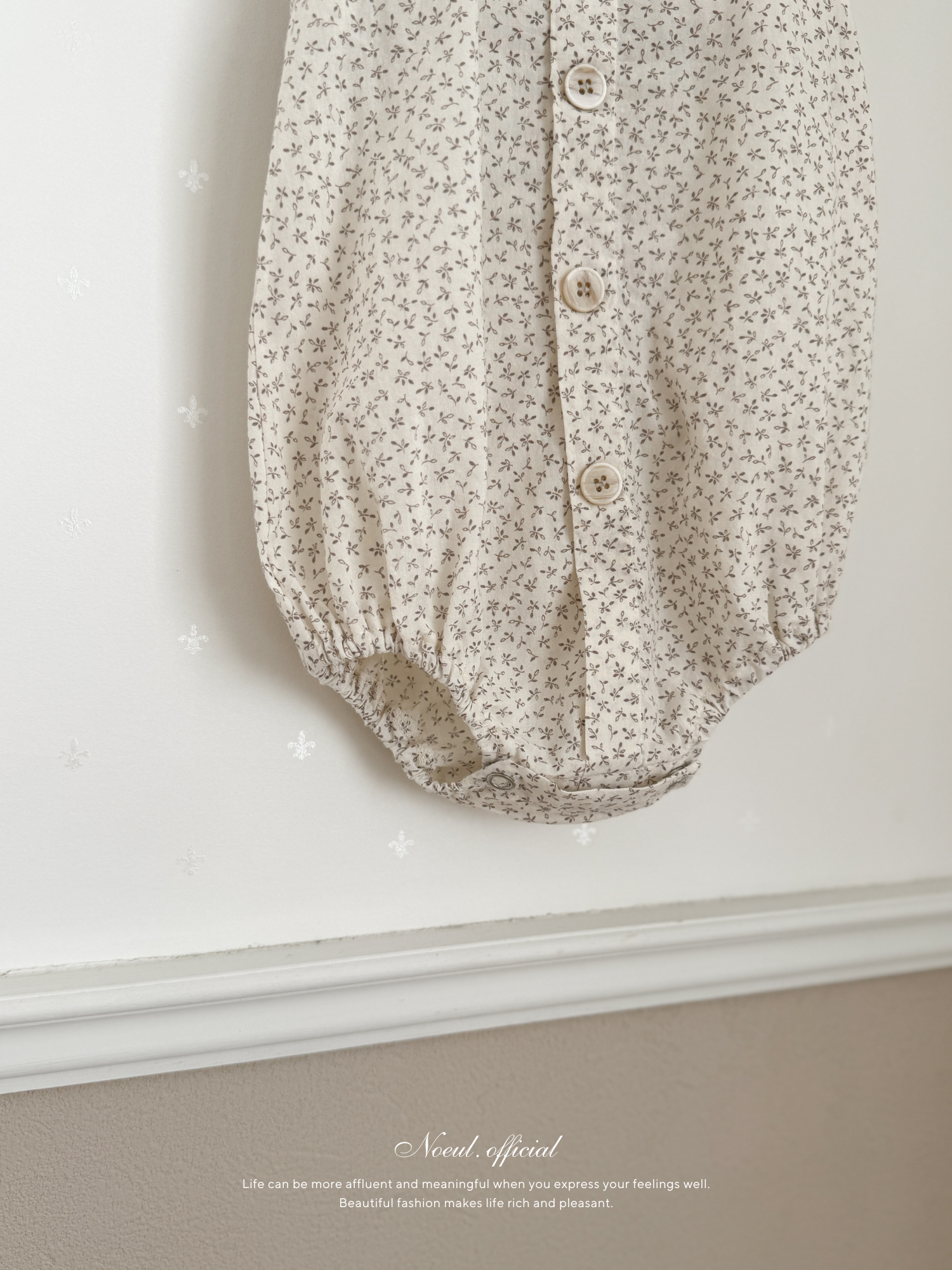 Charming frill rompers