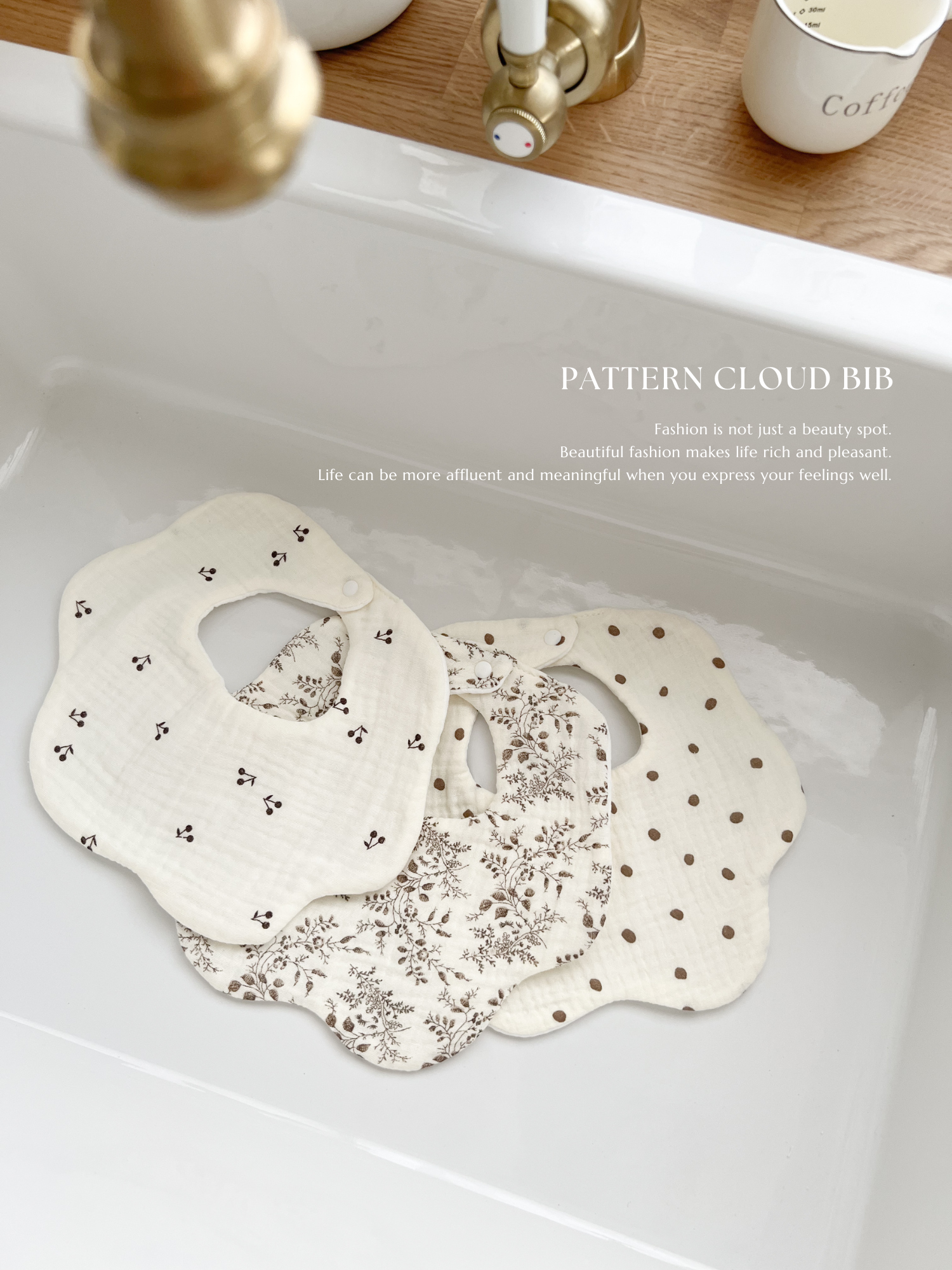 Pattern cloud bib