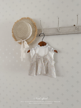 Camellia mellow tee