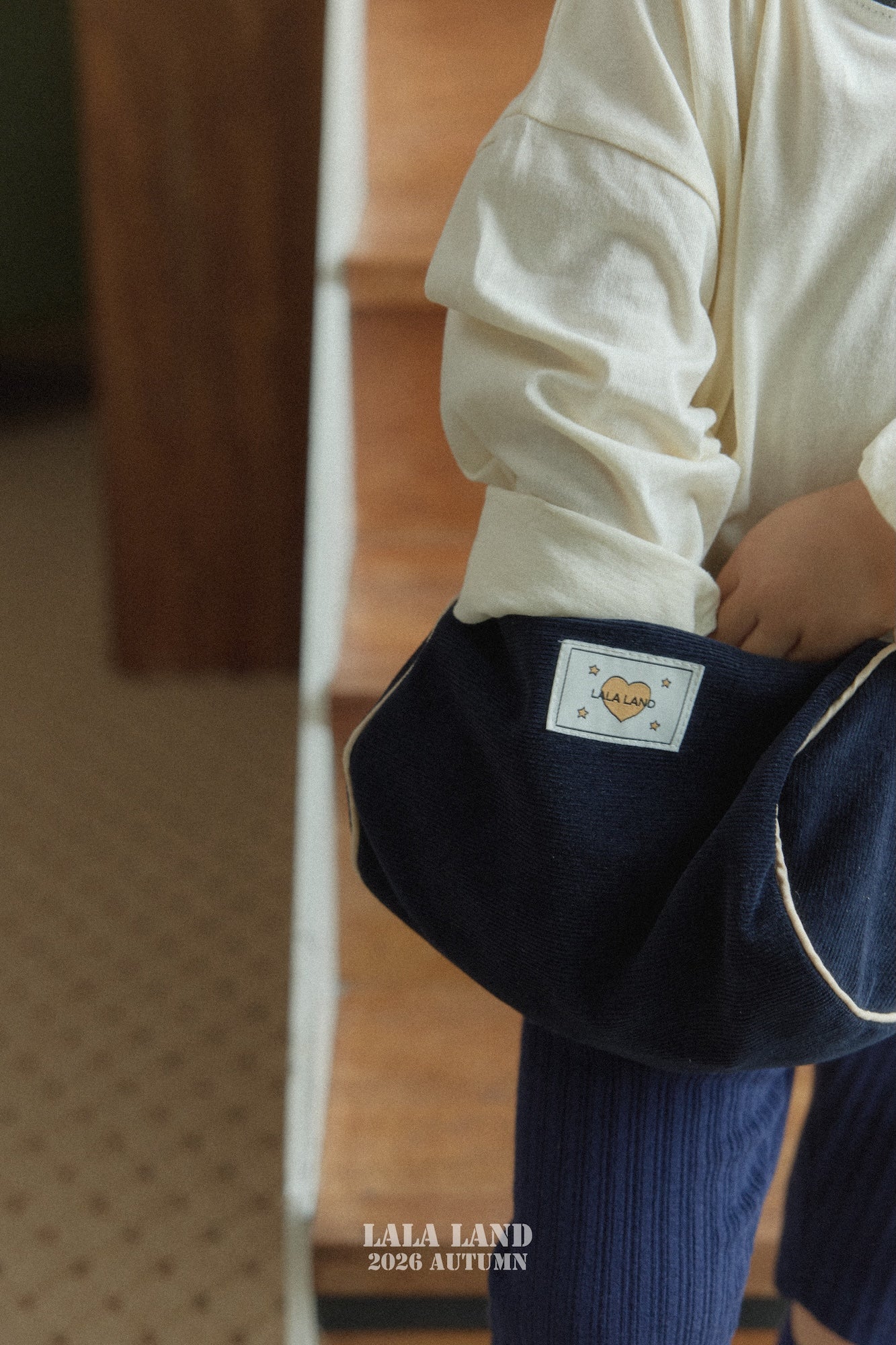 ［Lala land］One tone corduroy cross bag