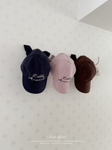 Little moment cap