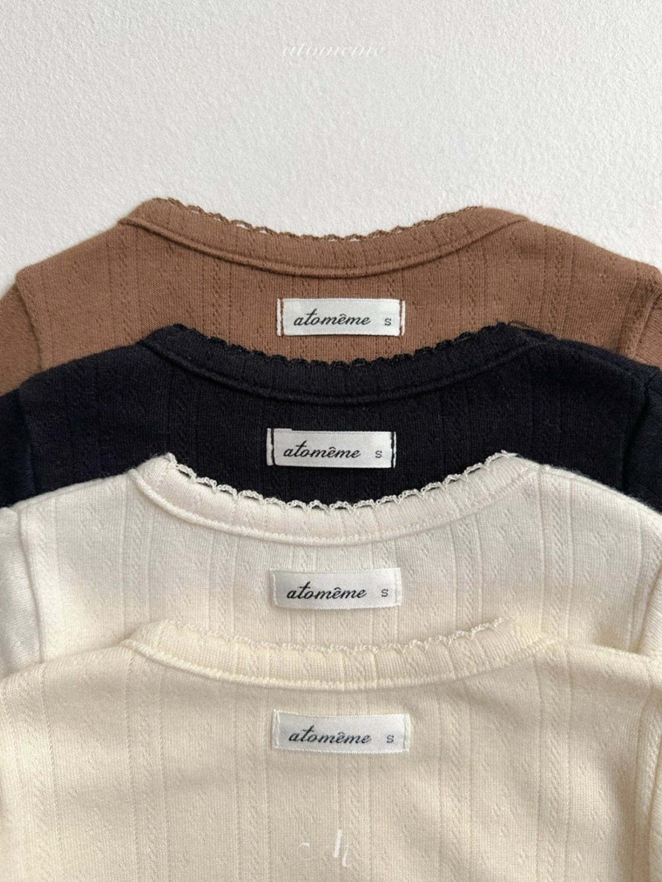 [atomeme] Eyelet Pin Stitch Tee