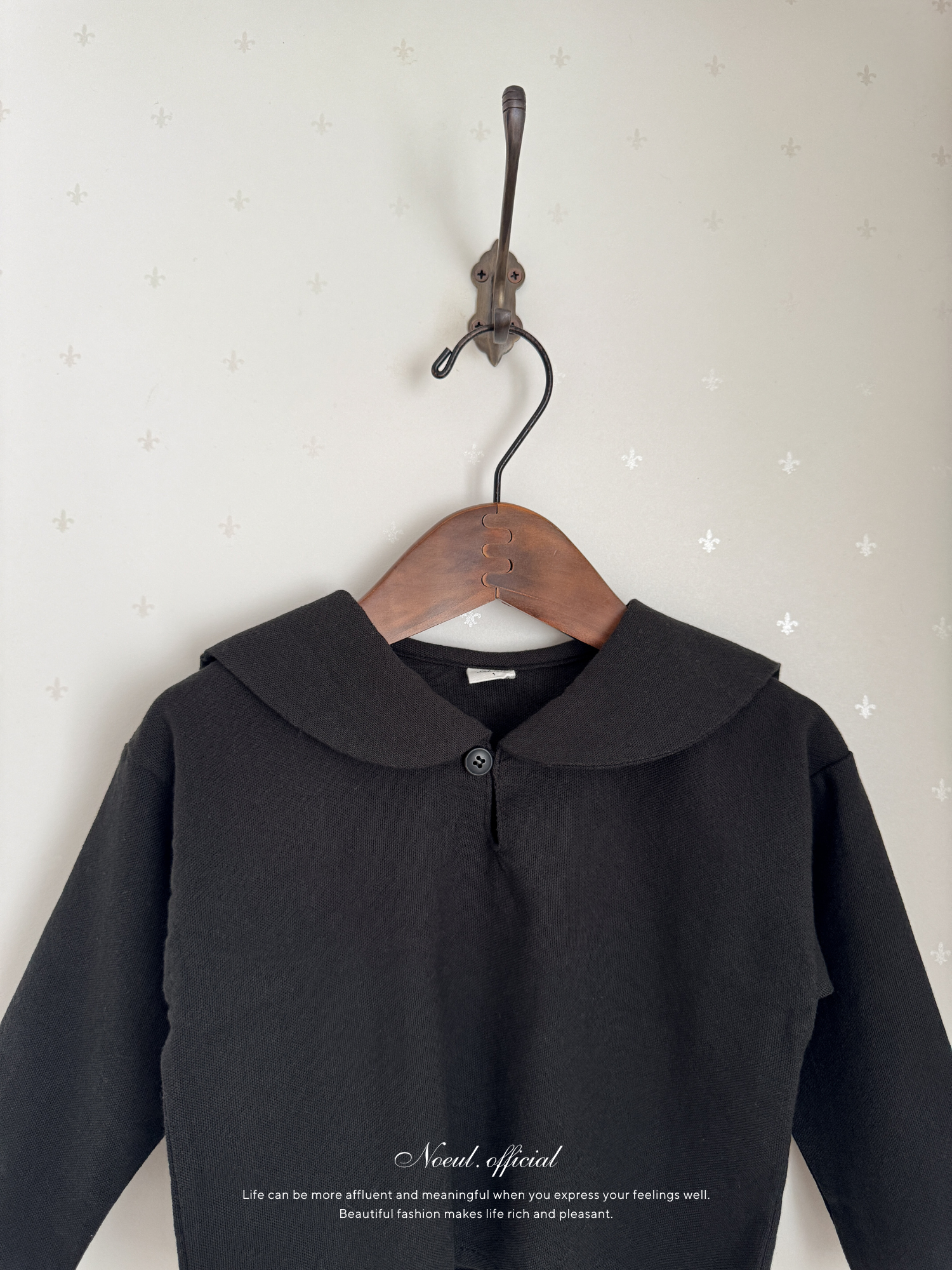 Mono sailor blouse