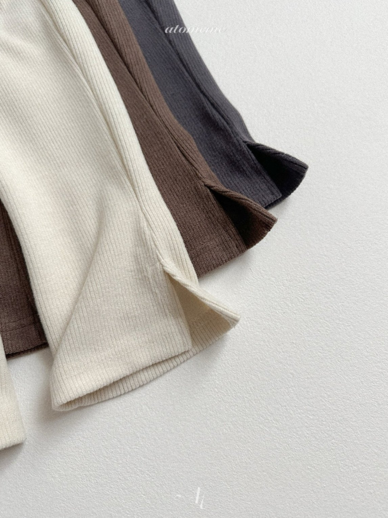 [atomeme] Slit Pants