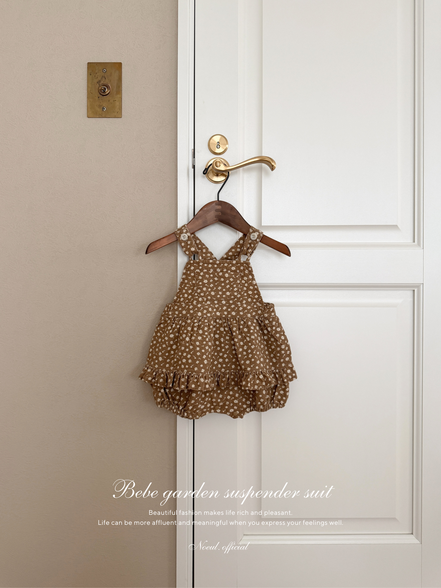 Bebe garden suspender suit