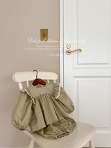Dot frill blouse & bloomer set