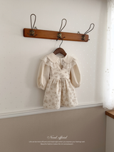 Spring lace suspender skirt