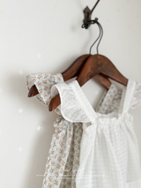 Wing frill suit