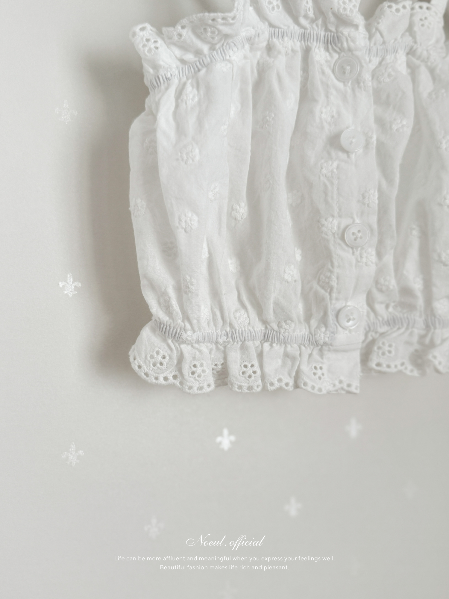 Buly lace top