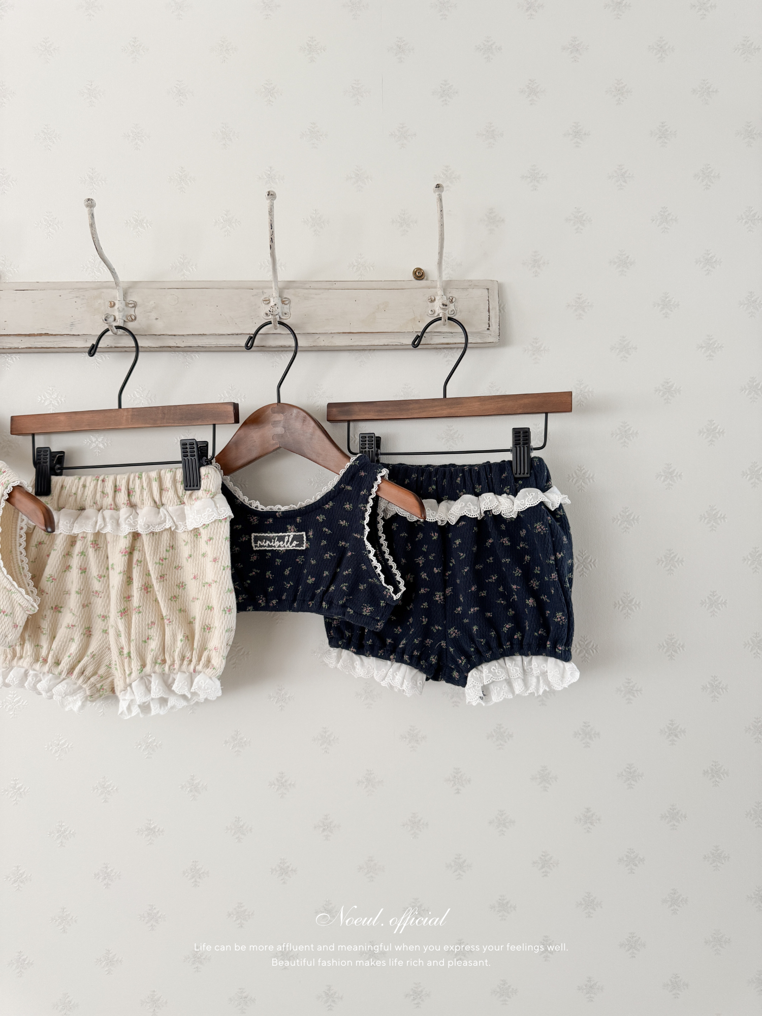 Roro lace bustier