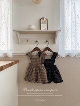 Boucle apron one-piece