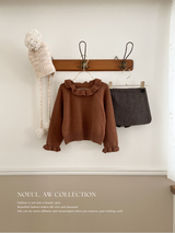 Biscuit frill knit tops