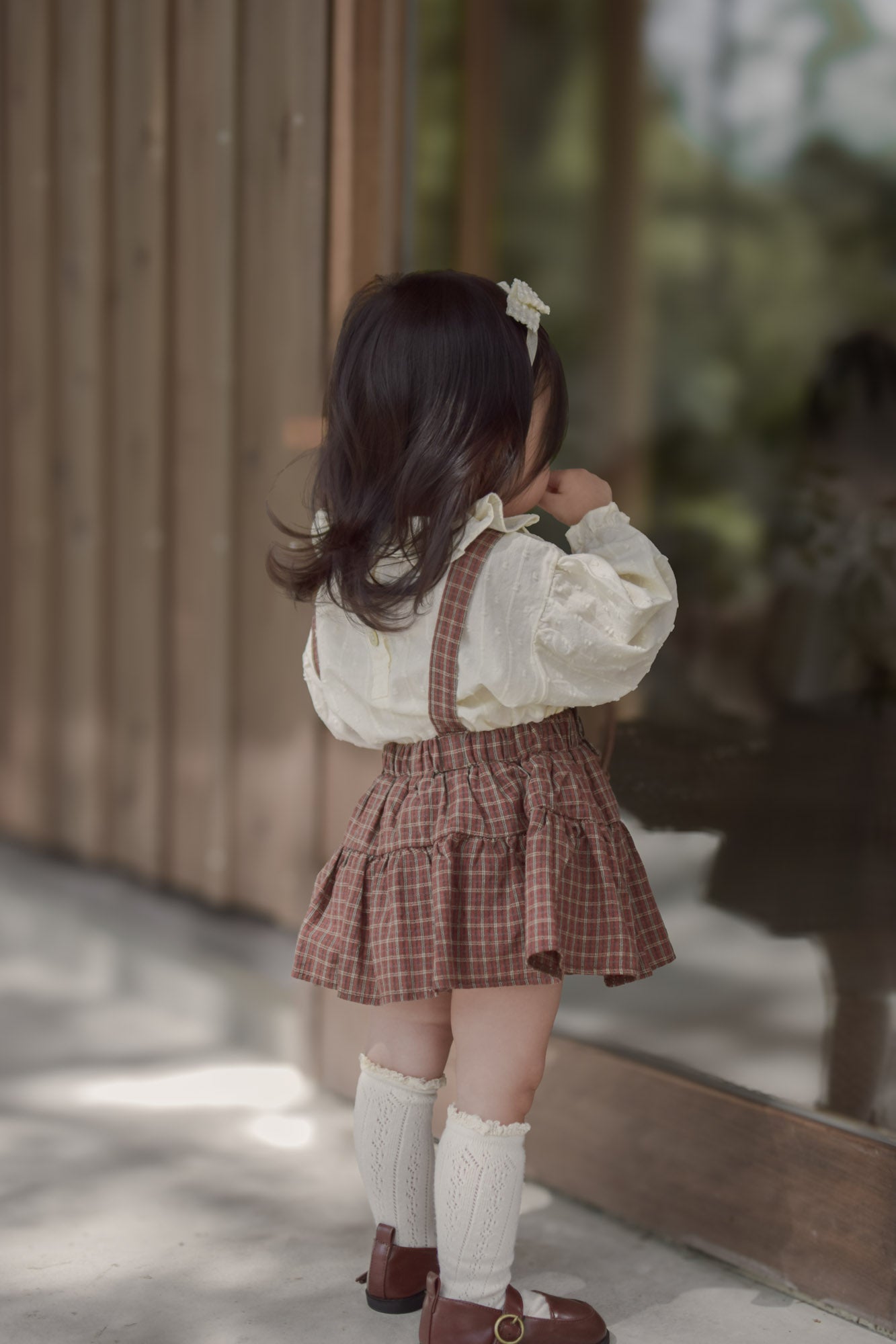 Snow ruffle blouse