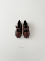 Chopin strap shoes