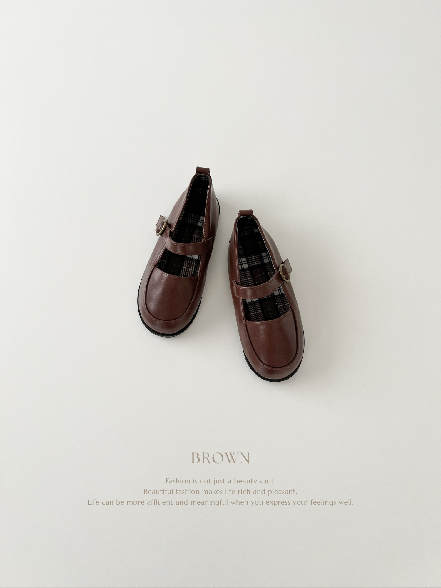 Chopin strap shoes