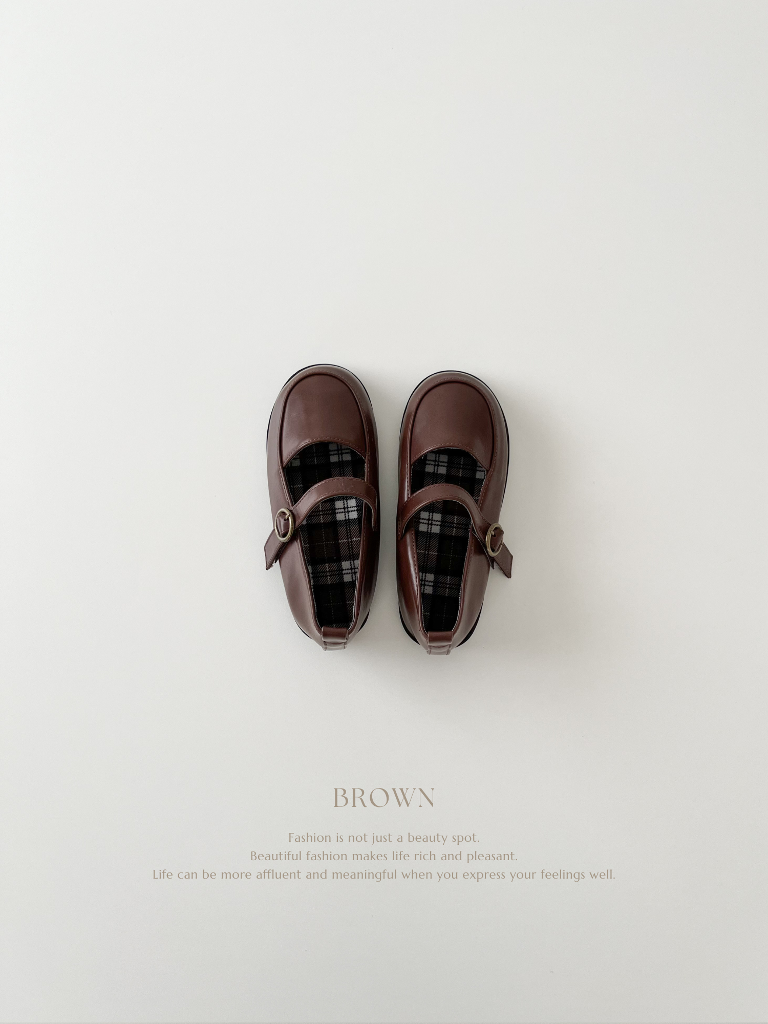 Chopin strap shoes