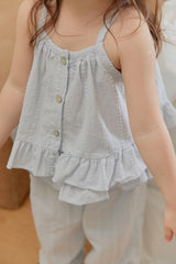 ［onu］Frill camisole blouse