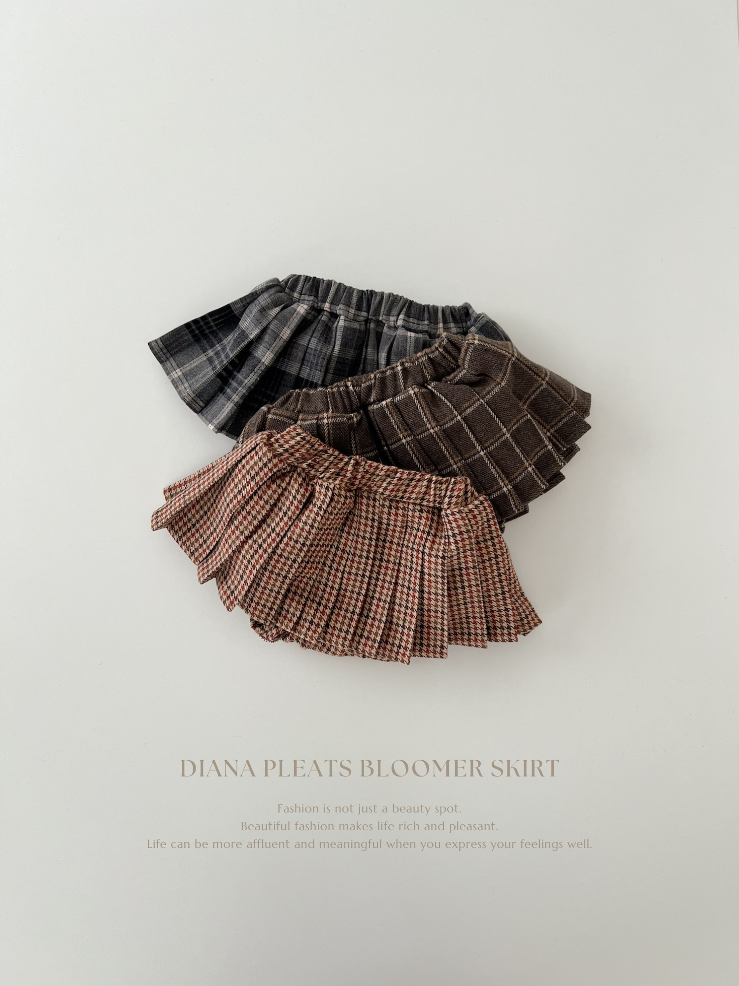 Diana pleats bloomer skirt