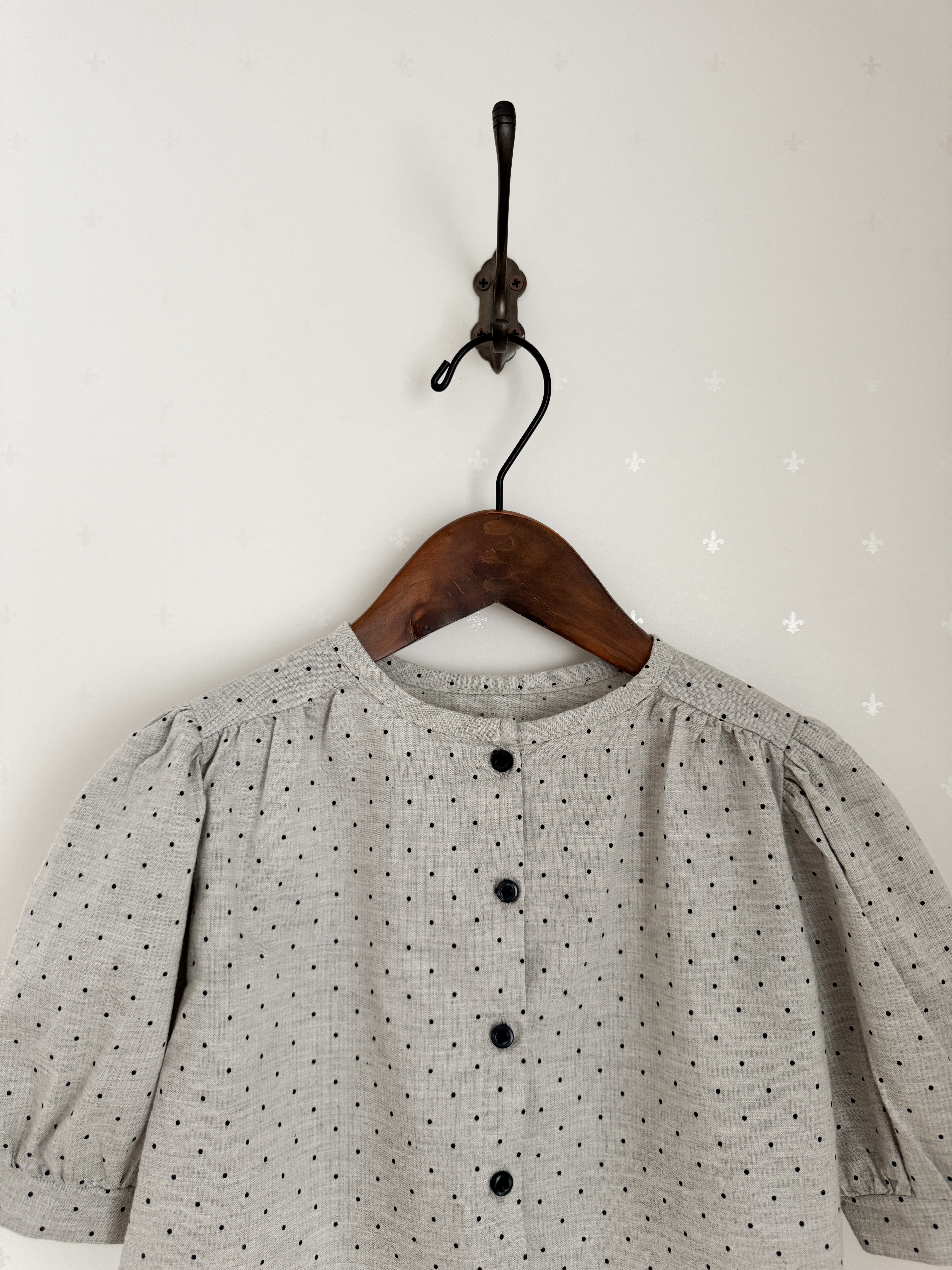 Bebe bonbon dot blouse