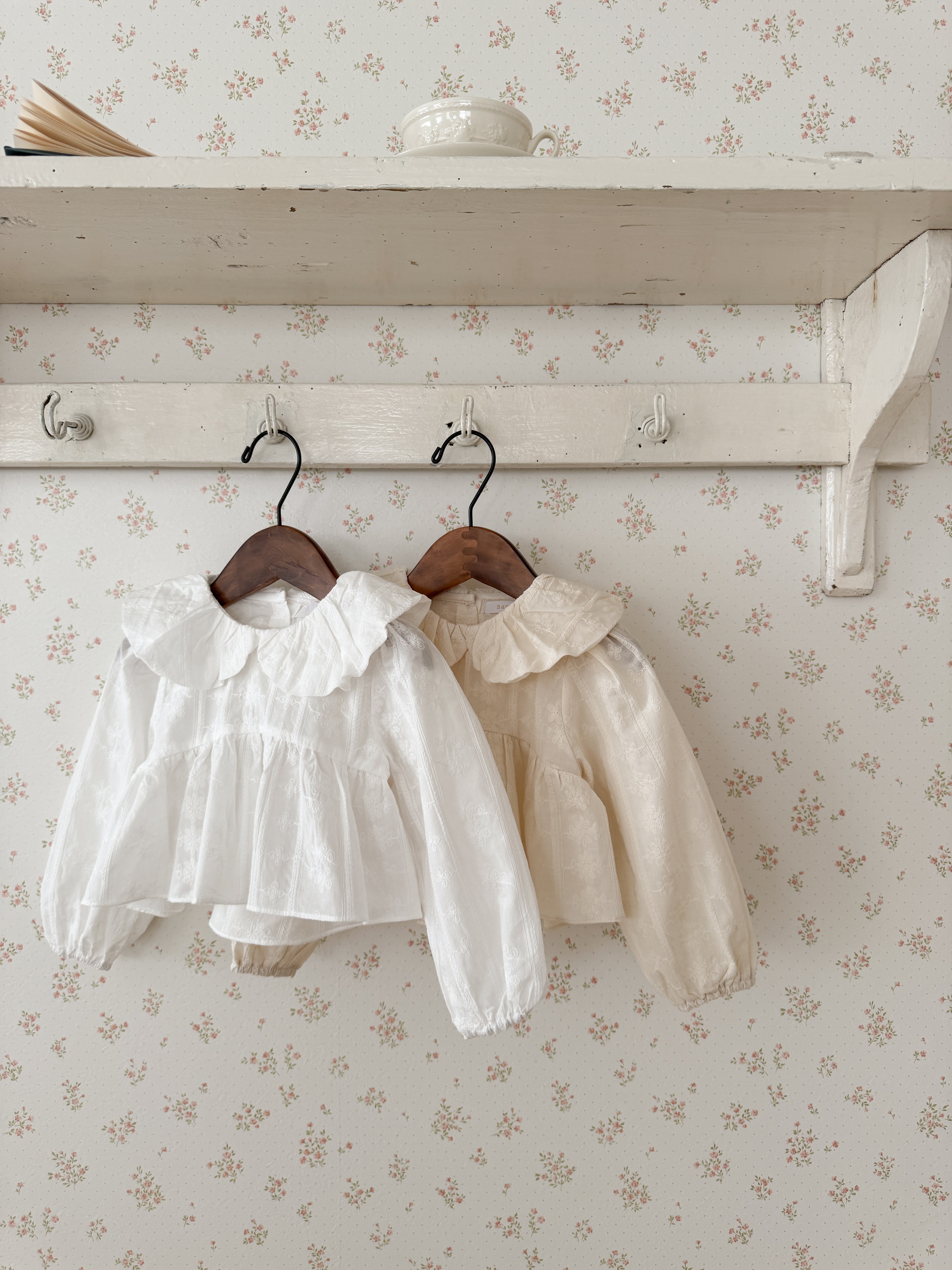 Roman blouse