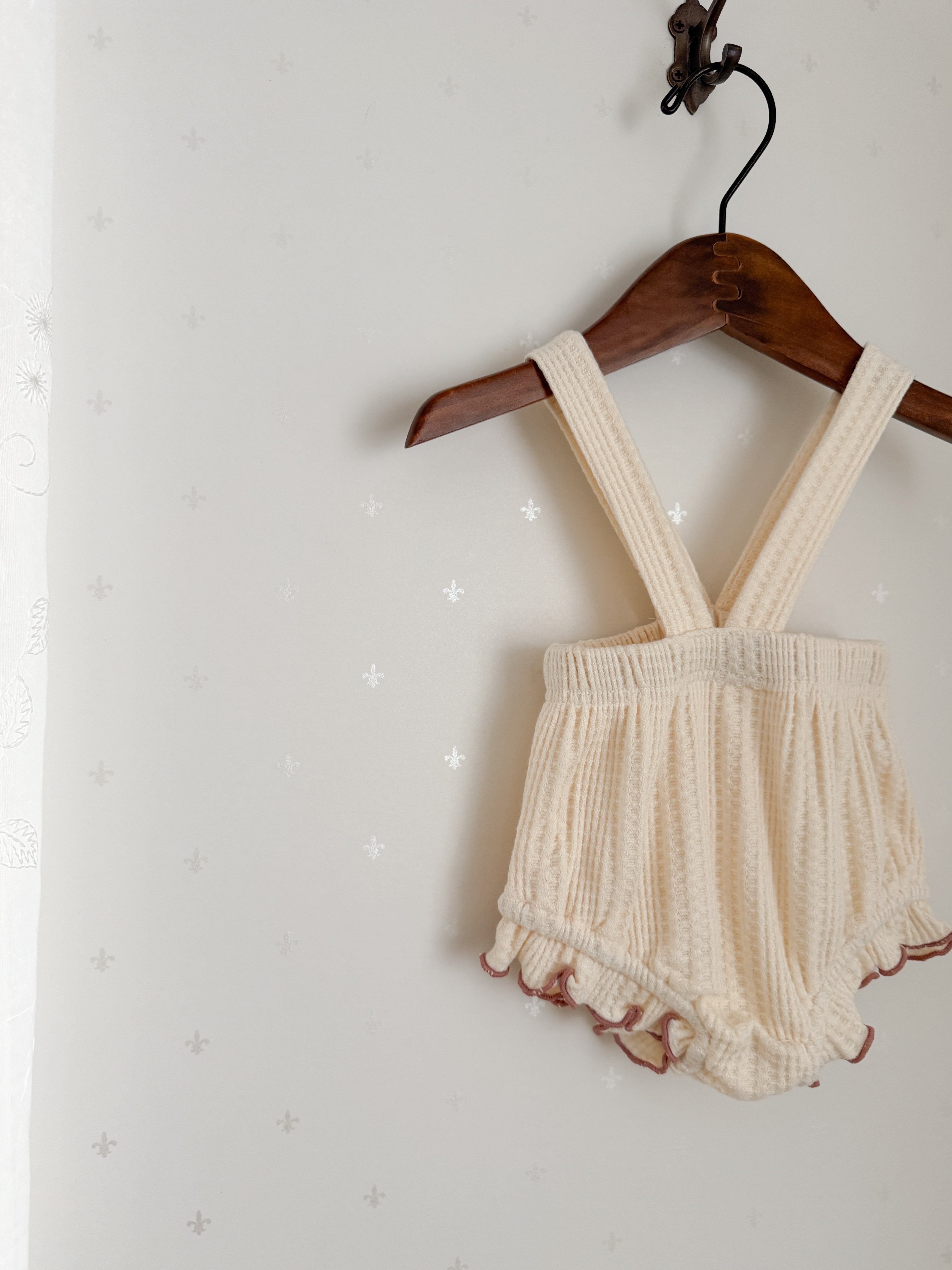 Mellow waffle suspender bloomer