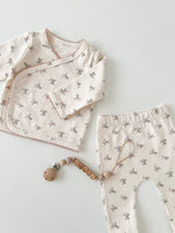 Chloe flower newborn set up