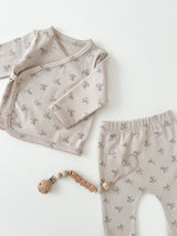 Chloe flower newborn set up