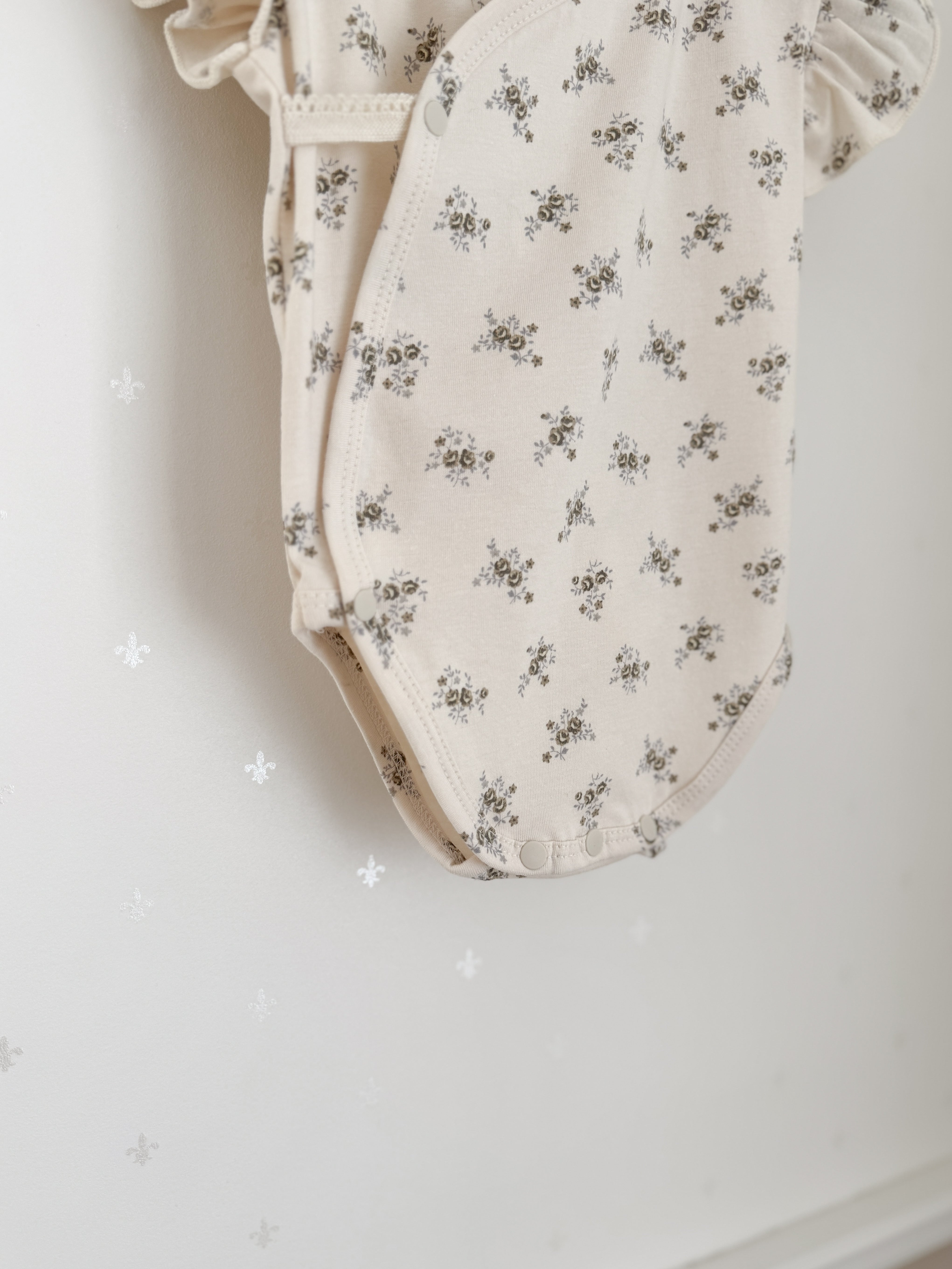 Selena newborn rompers