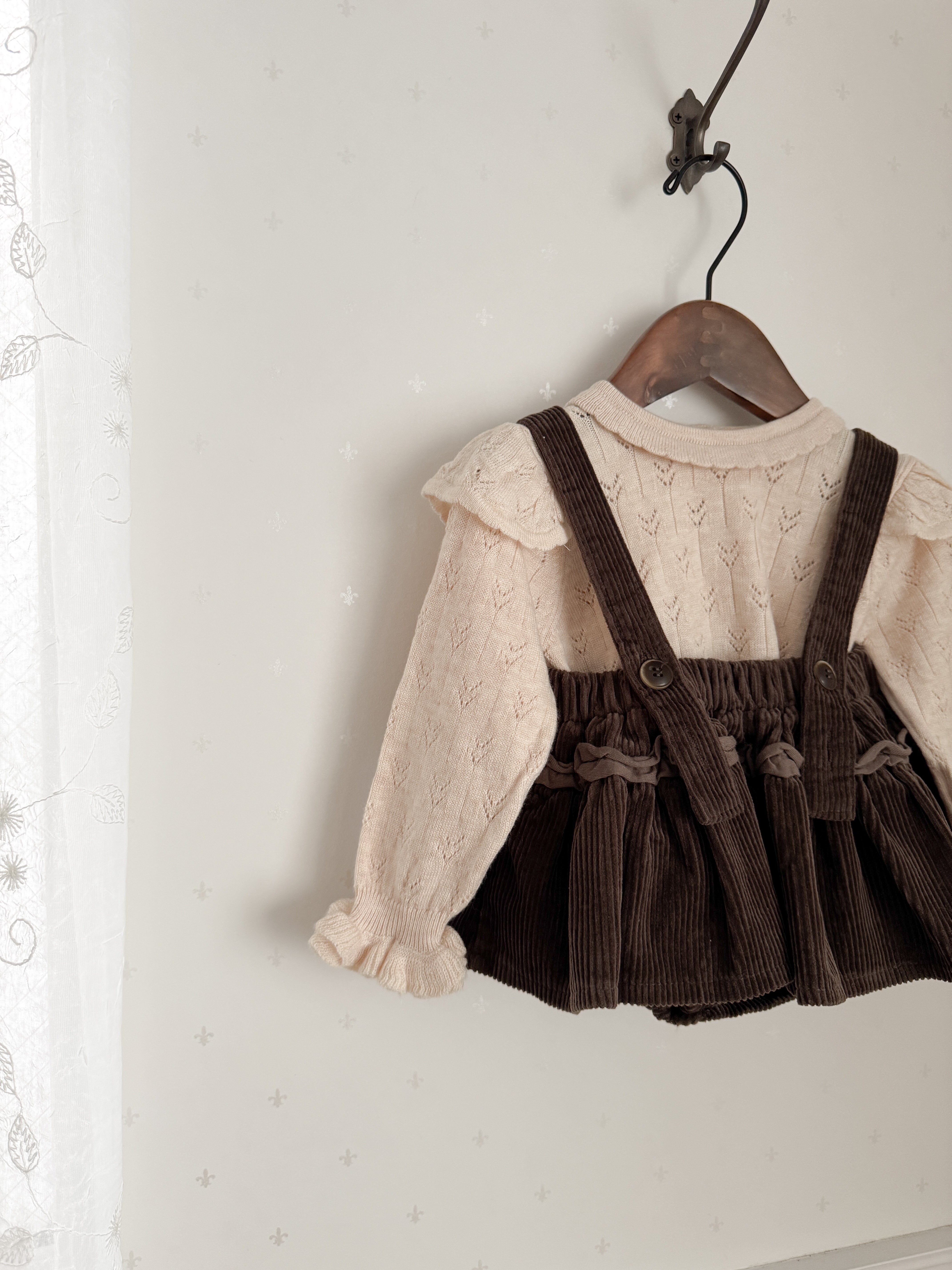 Petit wing knit tops