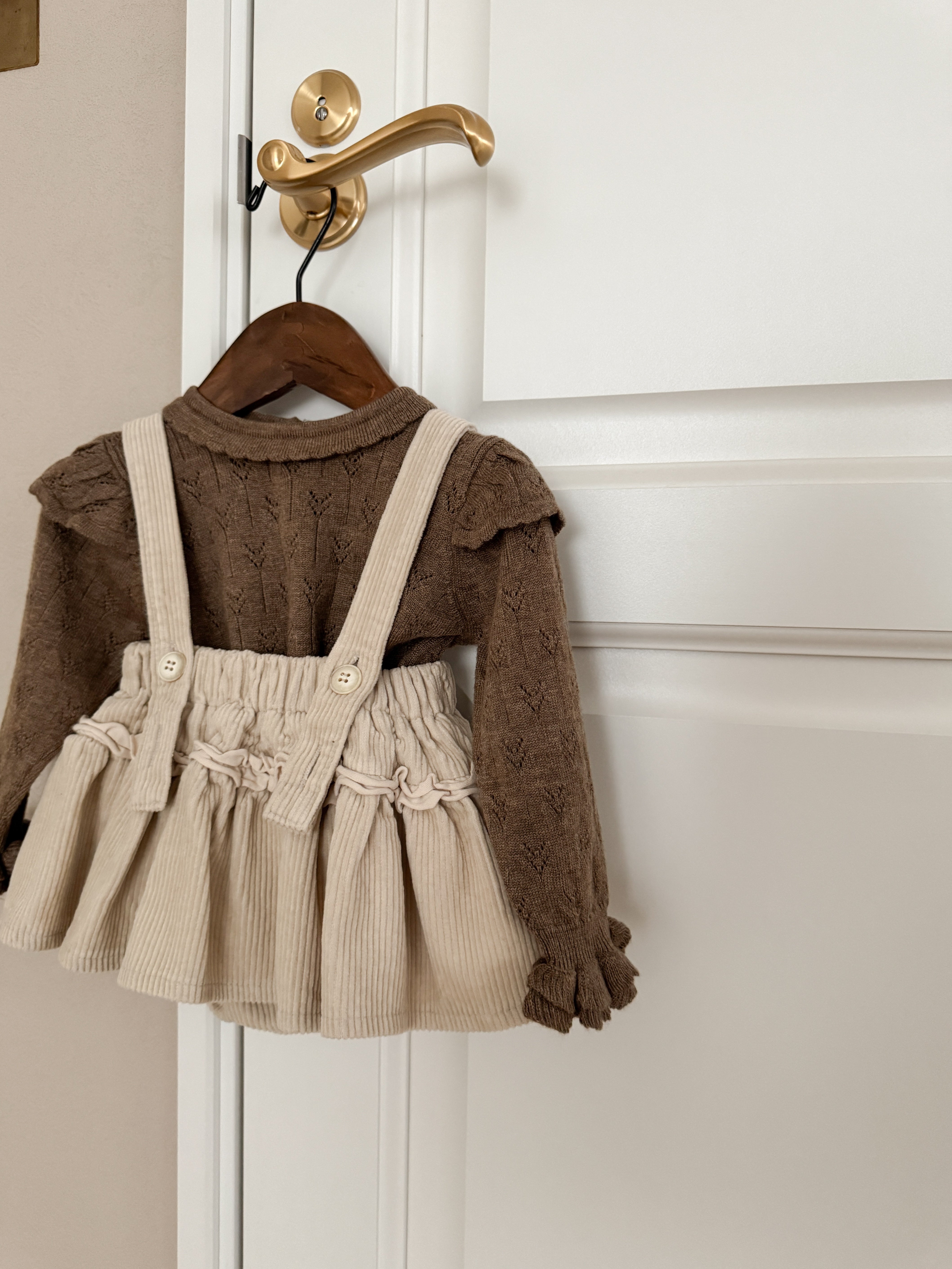 Petit wing knit tops