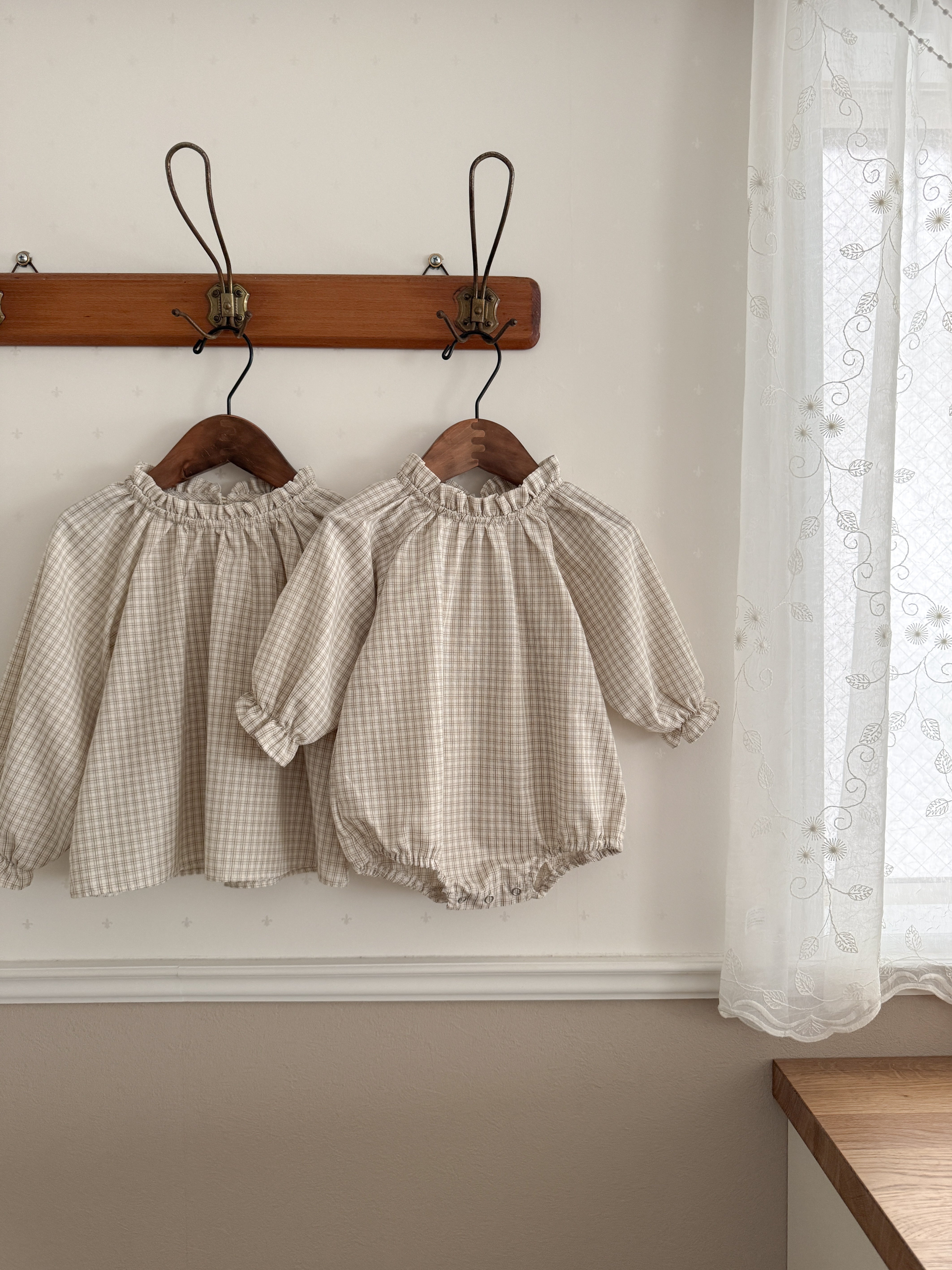 *Noeul.made* Mont Blanc rompers