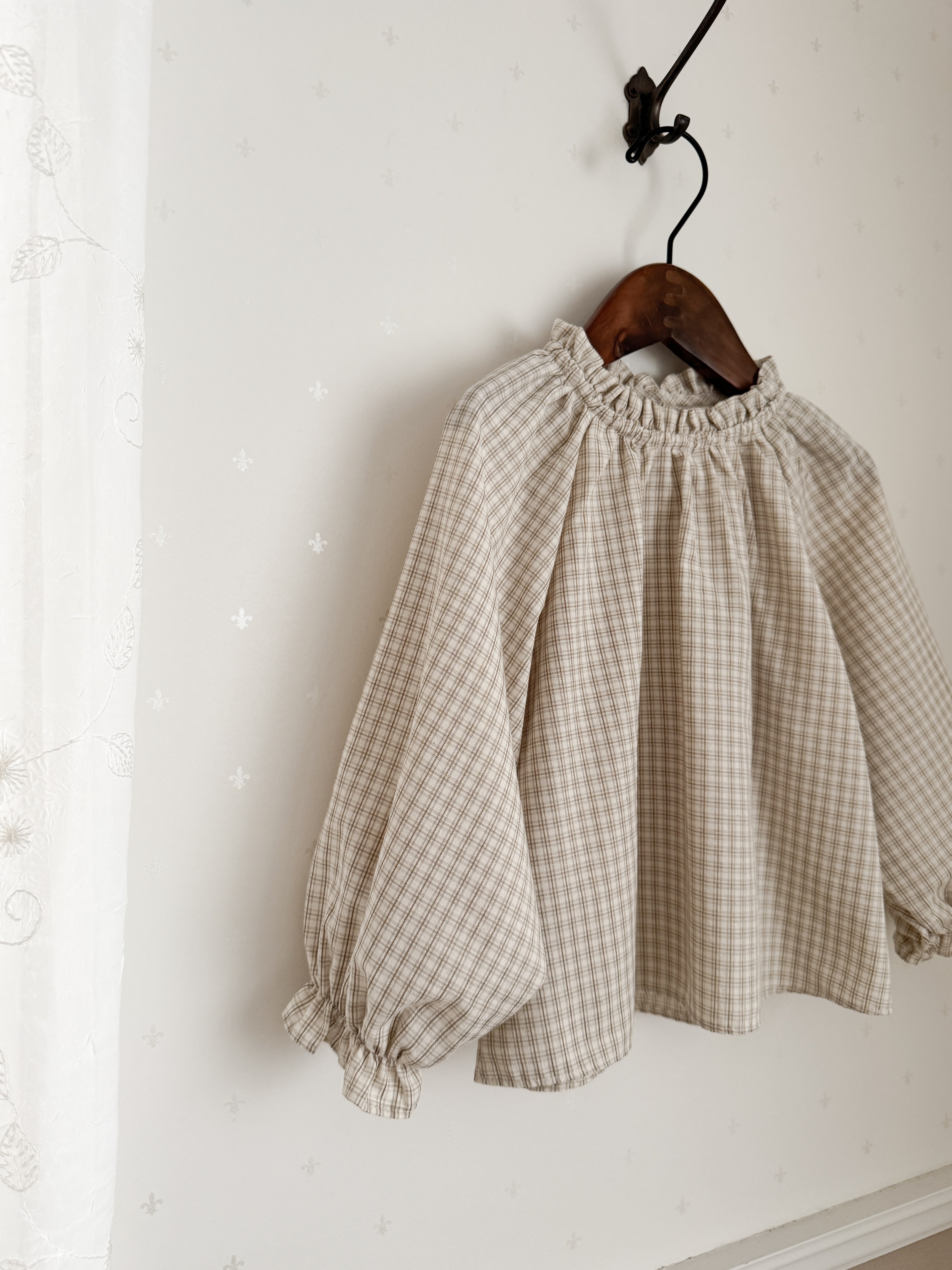 *Noeul.made* Mont Blanc blouse