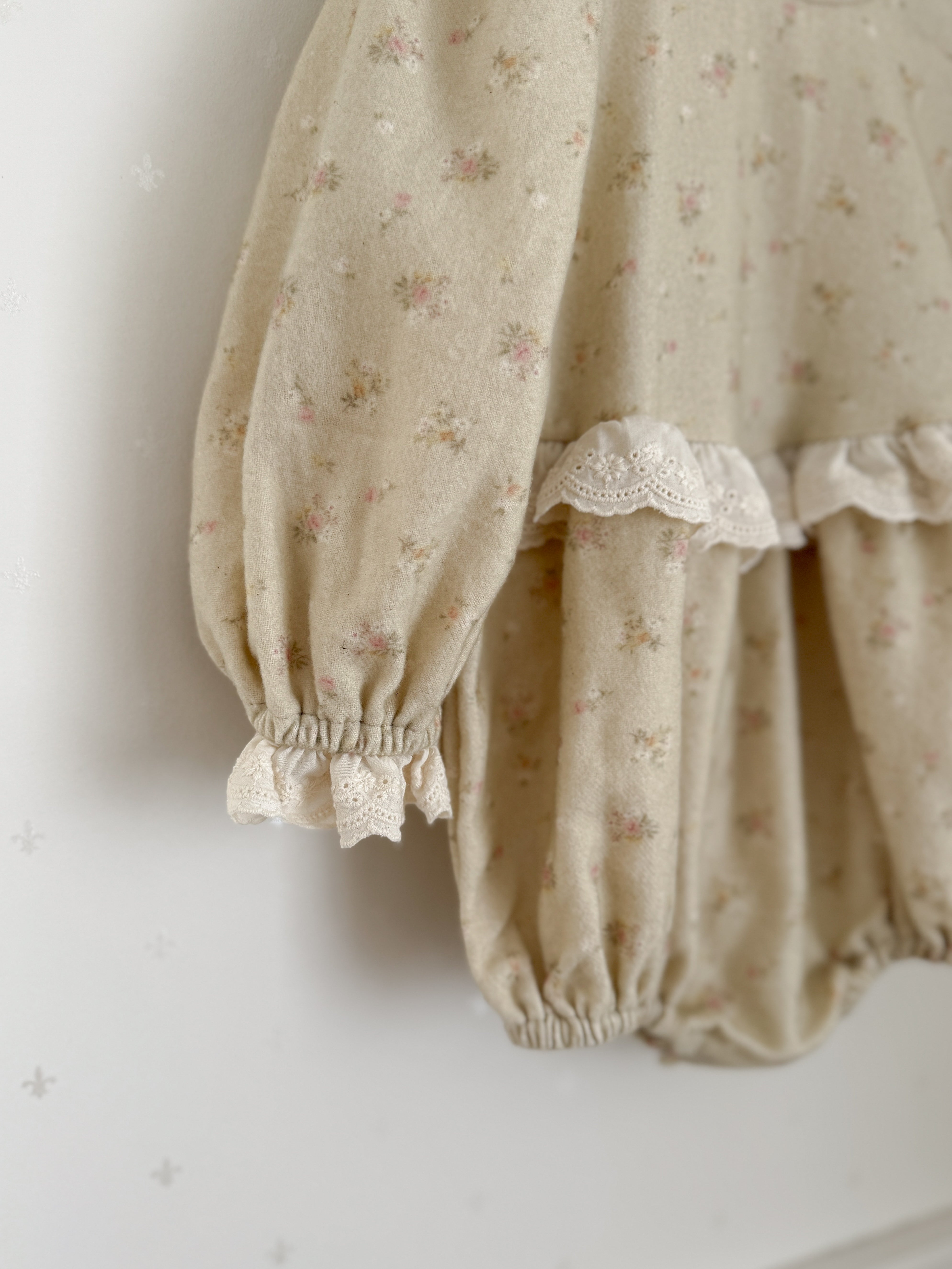 ［Anne shirley × Noeul.］Chanpagne flower rompers