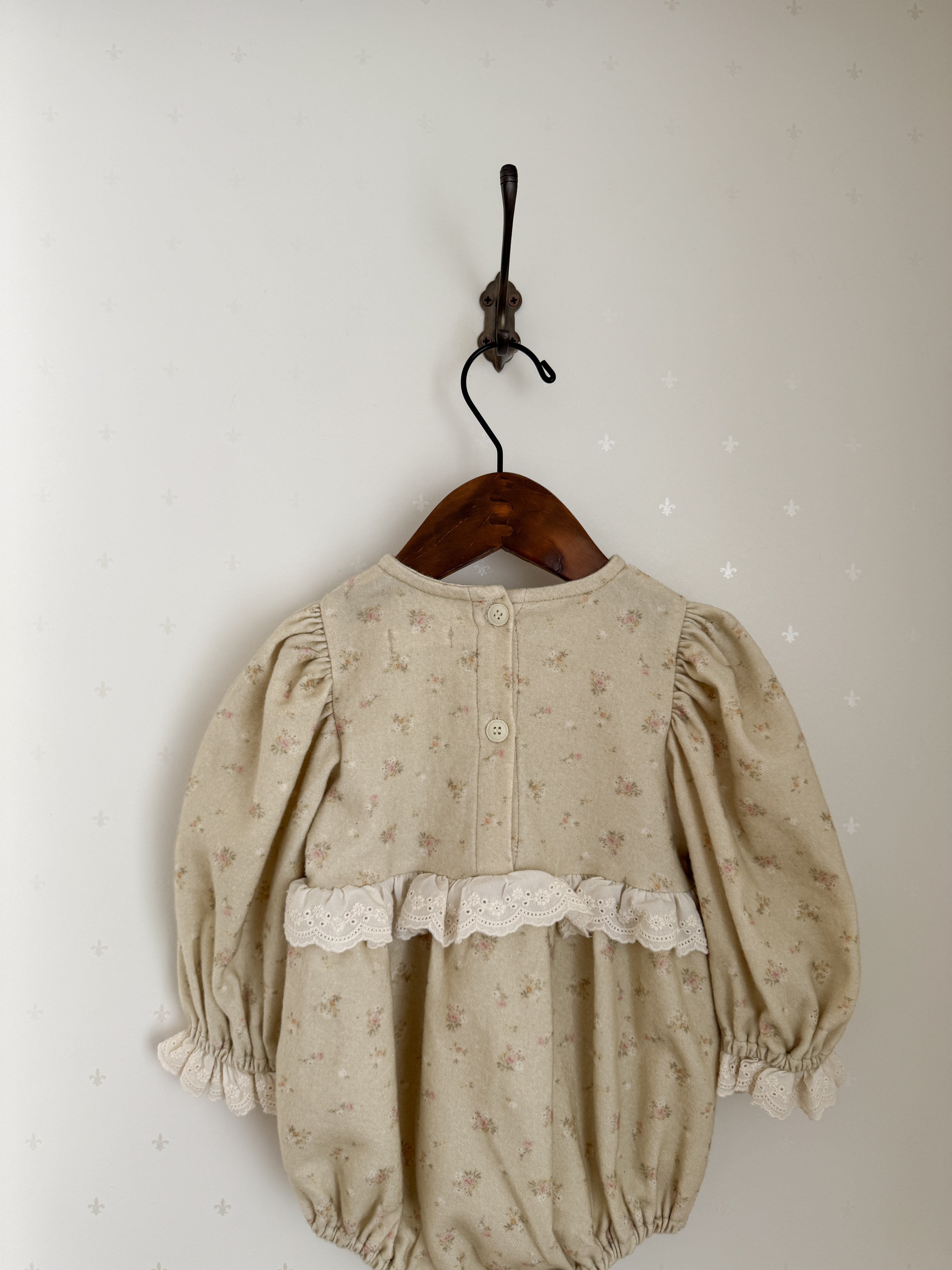 ［Anne shirley × Noeul.］Chanpagne flower rompers