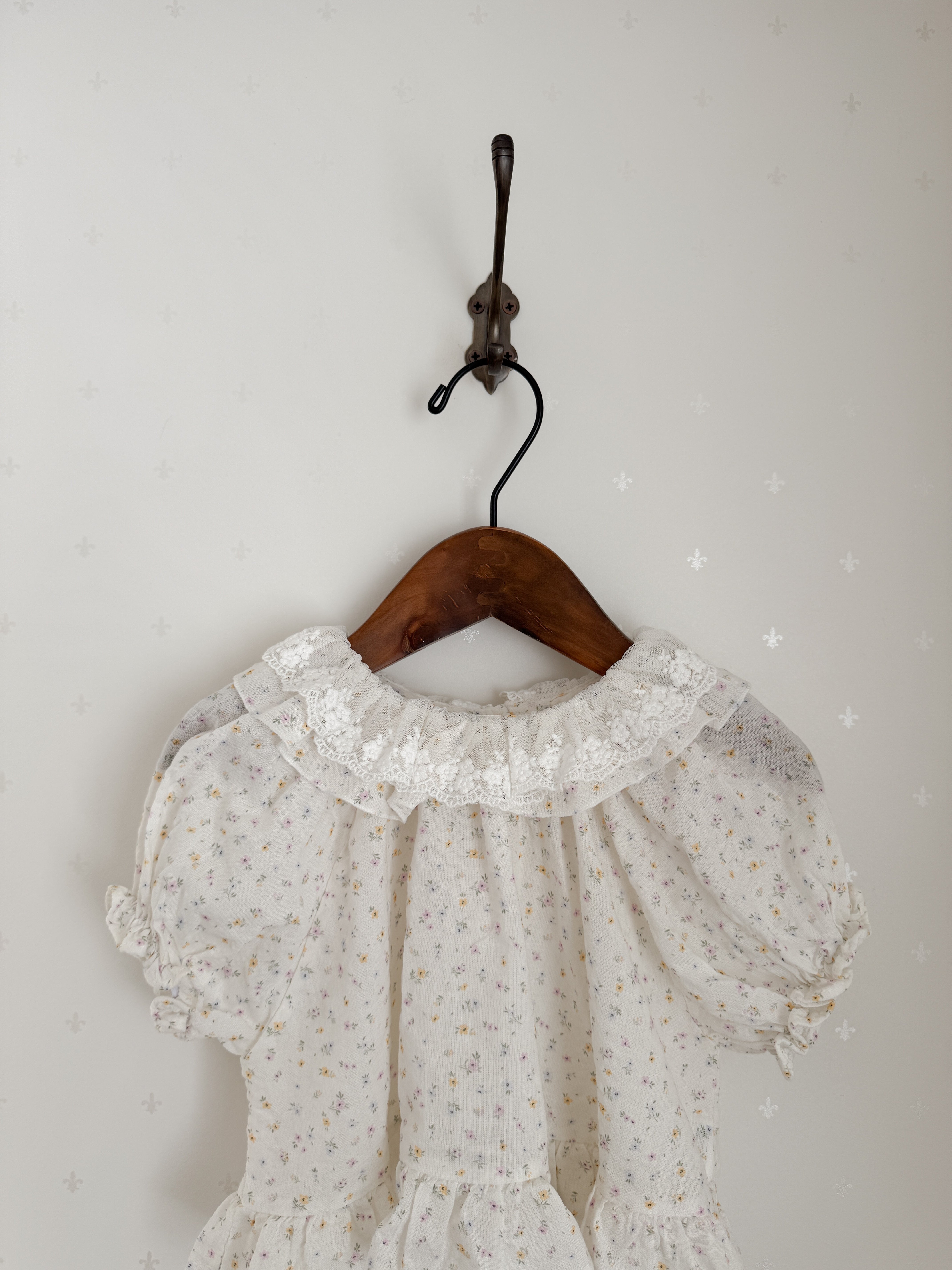 Flower frill blouse (baby & kids)