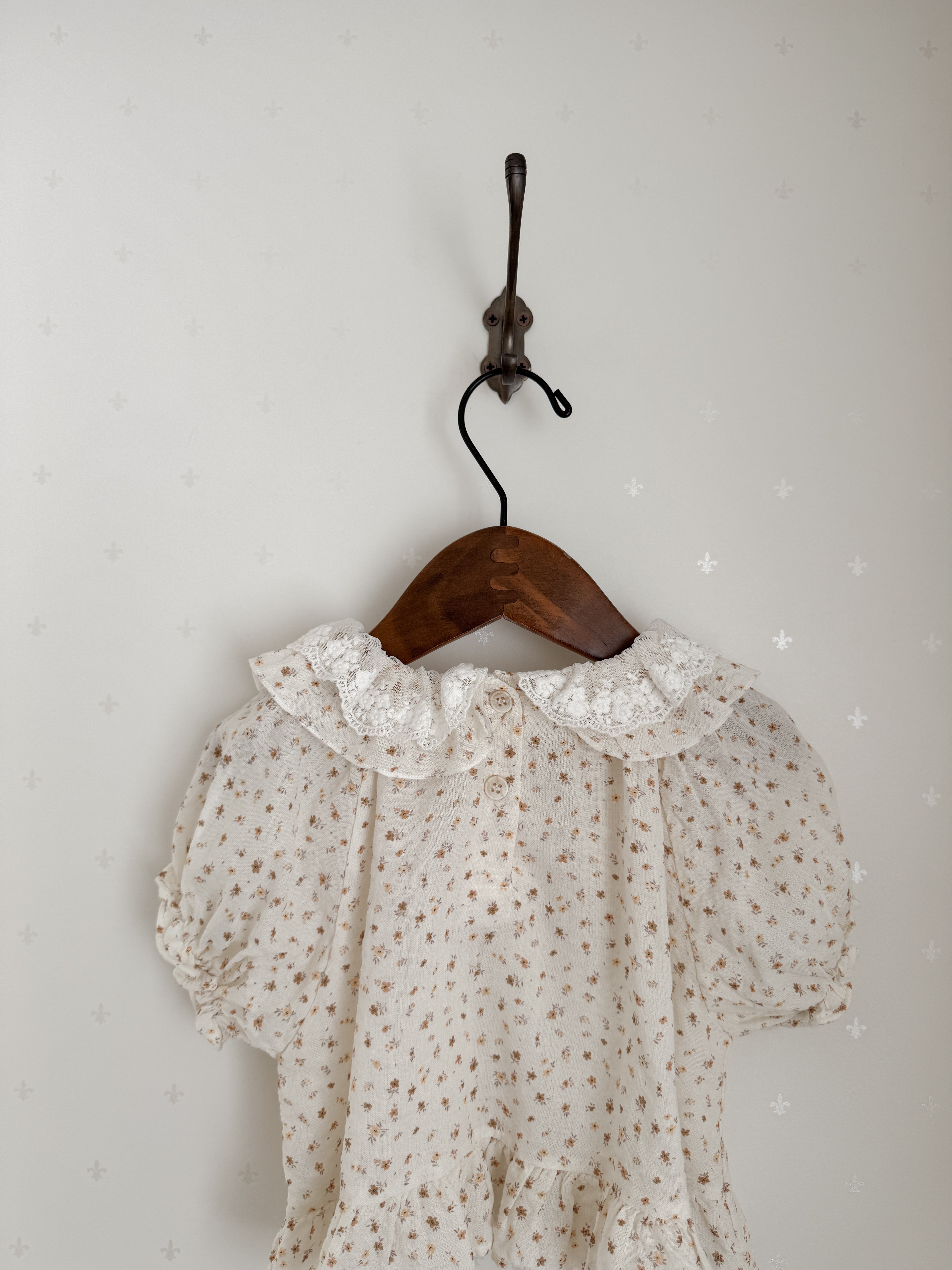 Flower frill blouse (baby & kids)