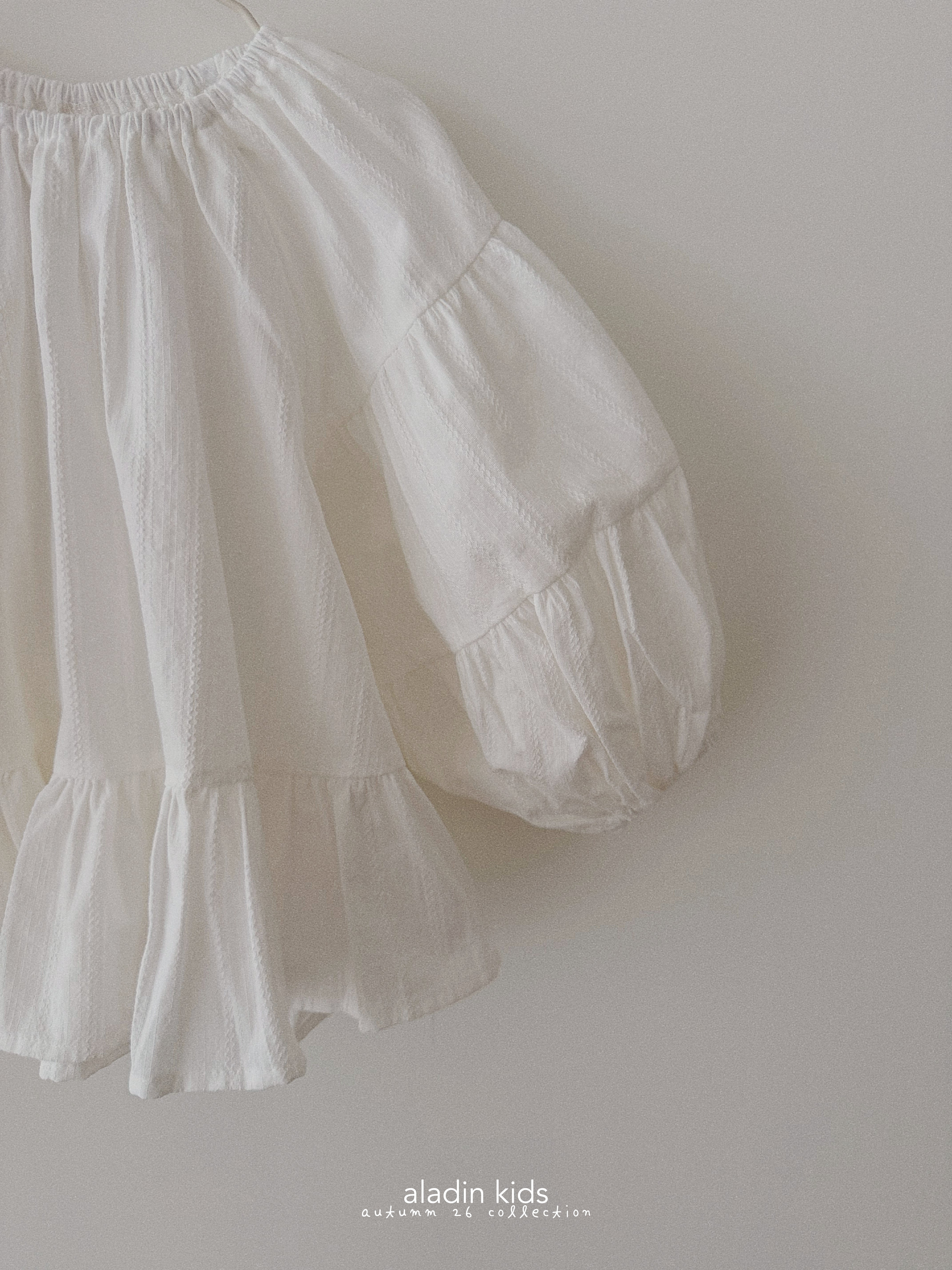 ［aladin］Puff shirring blouse