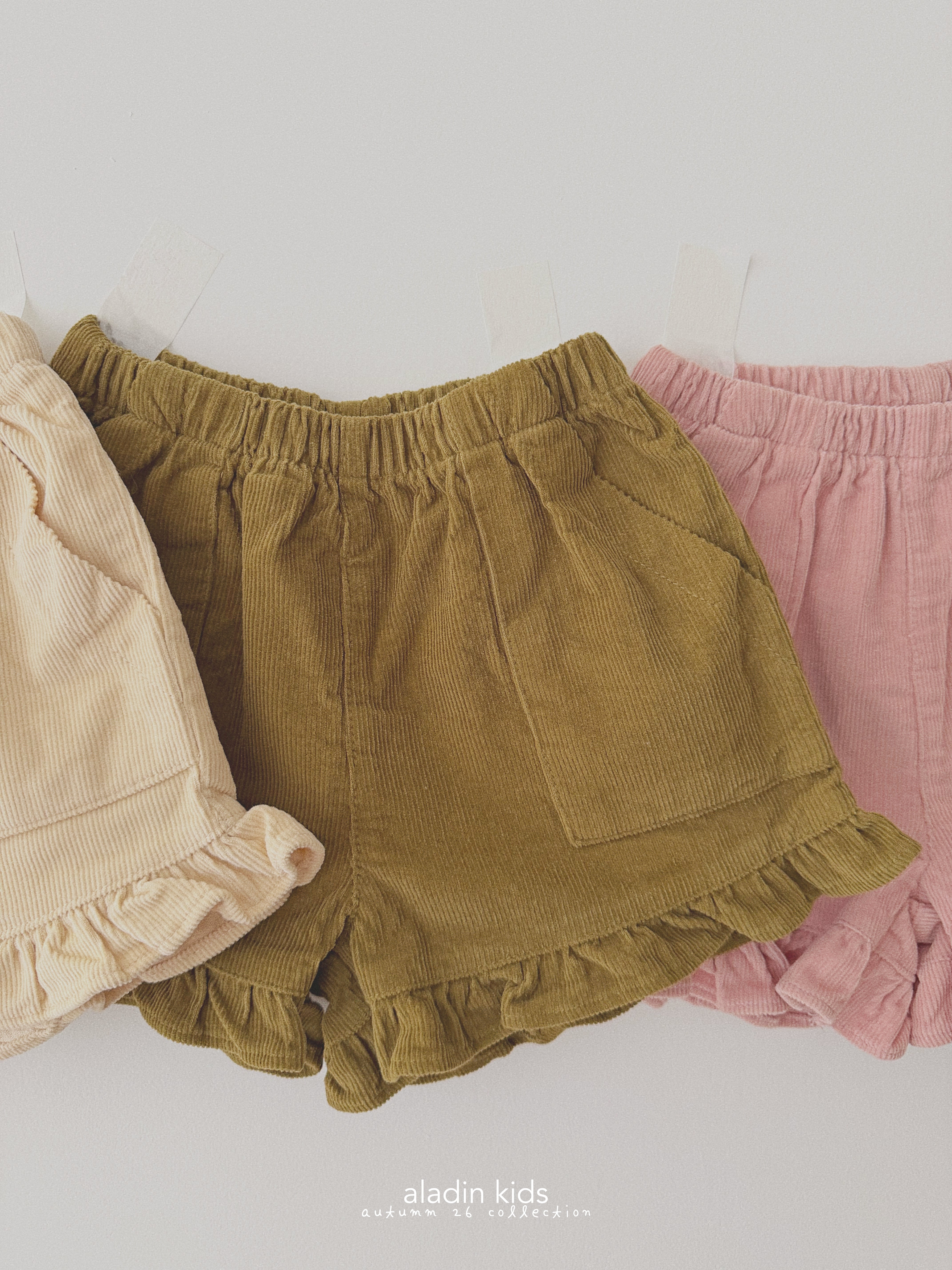 ［aladin］Frill corduroy short pants