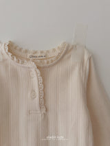 ［aladin］Lace button tee
